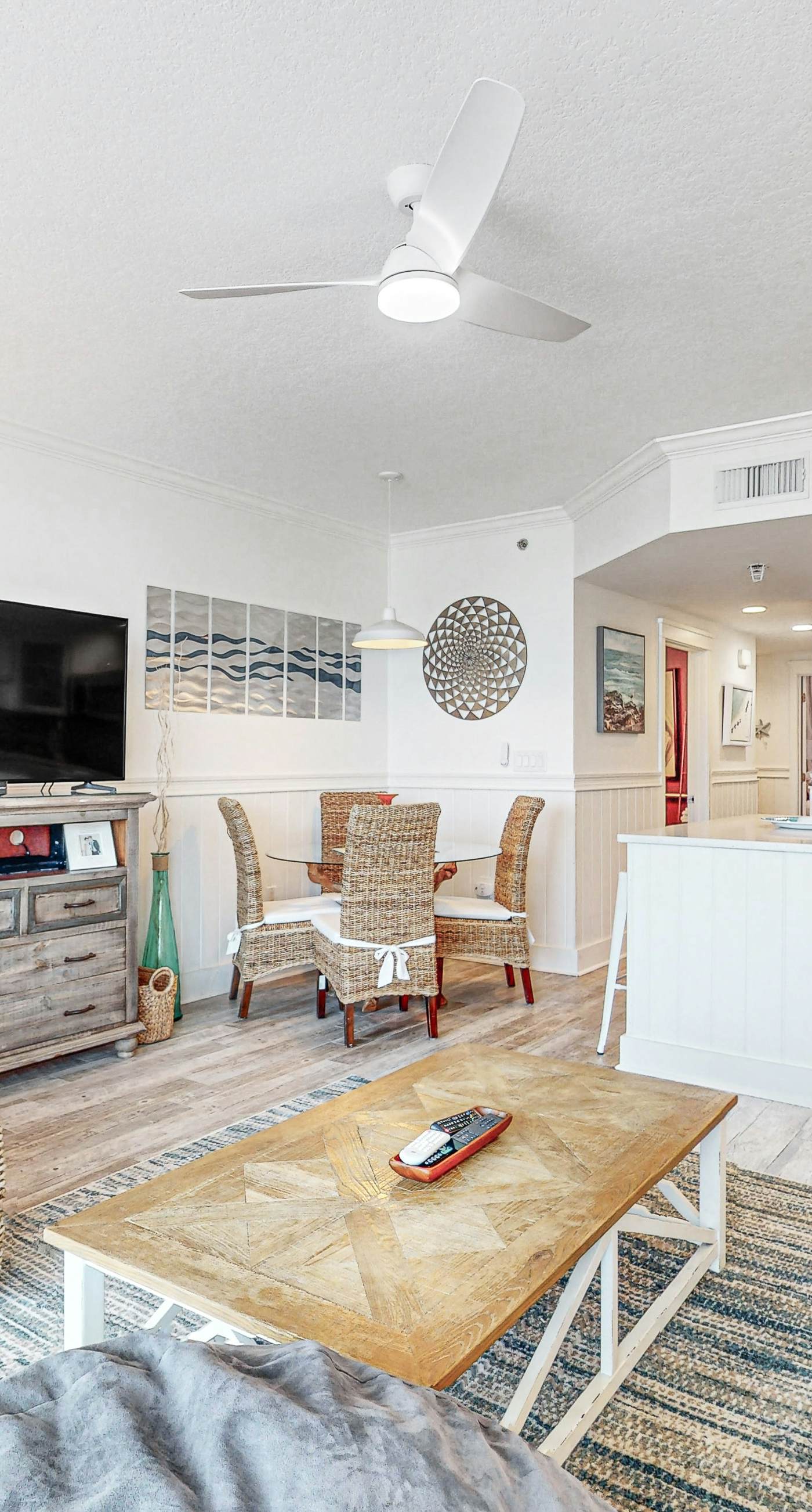 5th floor top rated, well appointed beachfront condo. Lazy river, pools, and hot tubs!