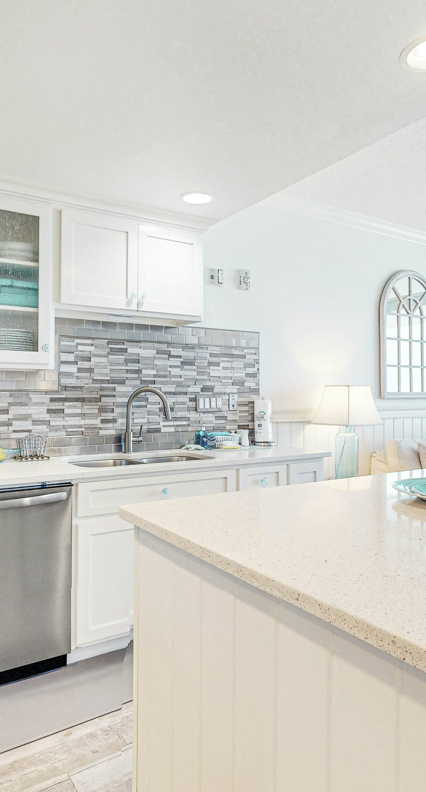 5th floor top rated, well appointed beachfront condo. Lazy river, pools, and hot tubs!