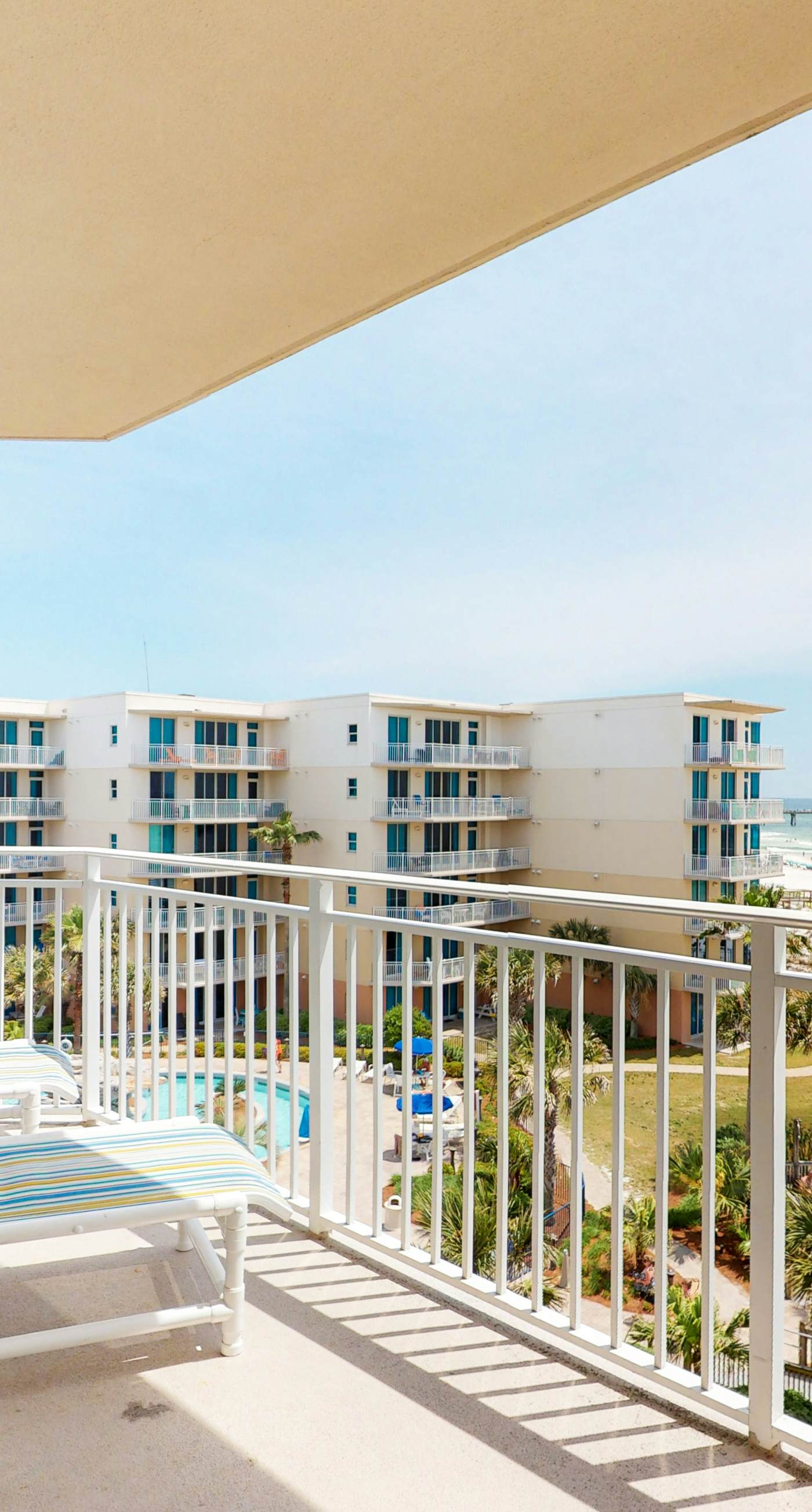 5th Floor Gulf-Front Condo w/Free WiFi, Shared Hot Tub, Outdoor Pool, & More