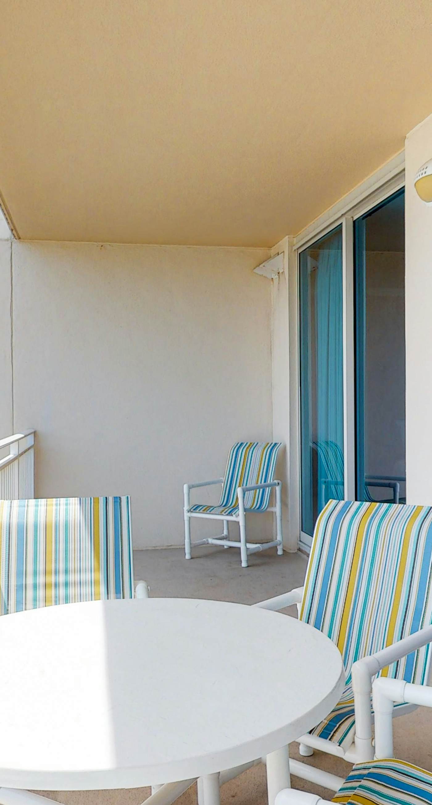 5th Floor Gulf-Front Condo w/Free WiFi, Shared Hot Tub, Outdoor Pool, & More