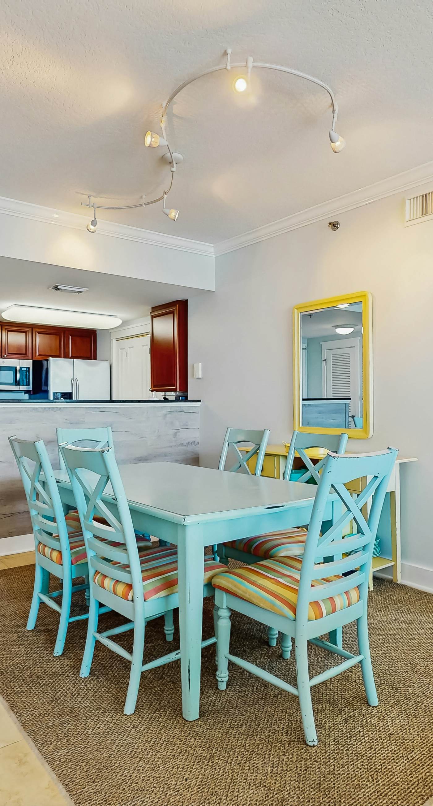 Bright, Welcoming Condo On Okaloosa Island Steps To Beach Lazy River