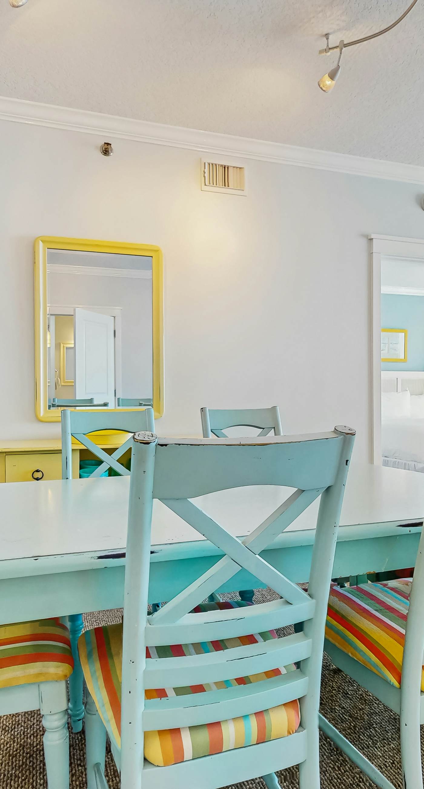 Bright, Welcoming Condo On Okaloosa Island Steps To Beach Lazy River