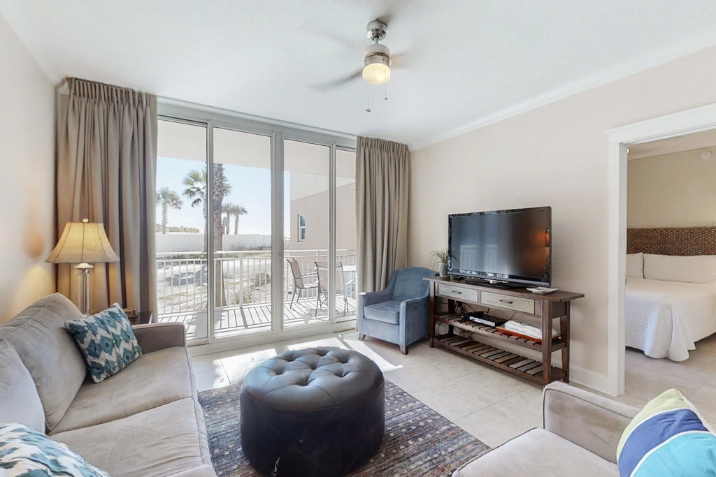 Ground-Floor Condo At Waterscape Waterfall, Lazy River, Beach Chairs