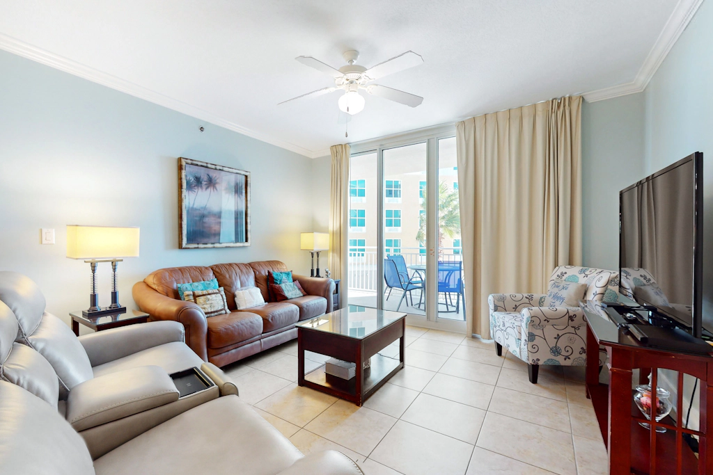 3rd Floor Spacious Condo At Waterscape Children's Playground, 2 Hot Tubs