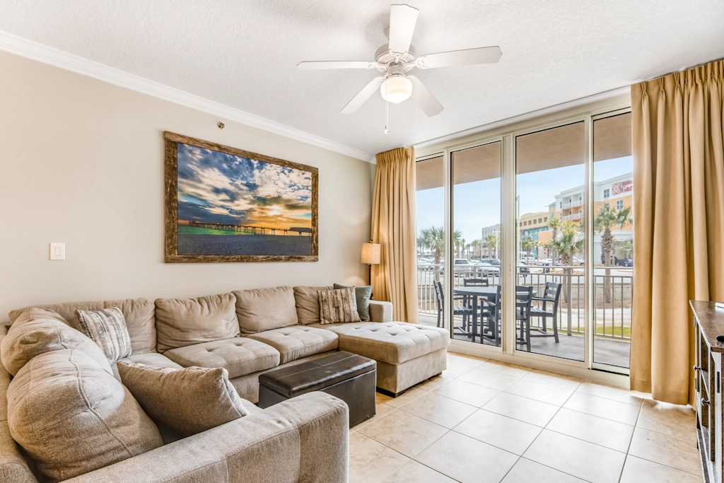 Ground-Floor Condo At Waterscape 490 Feet Of Private Beach