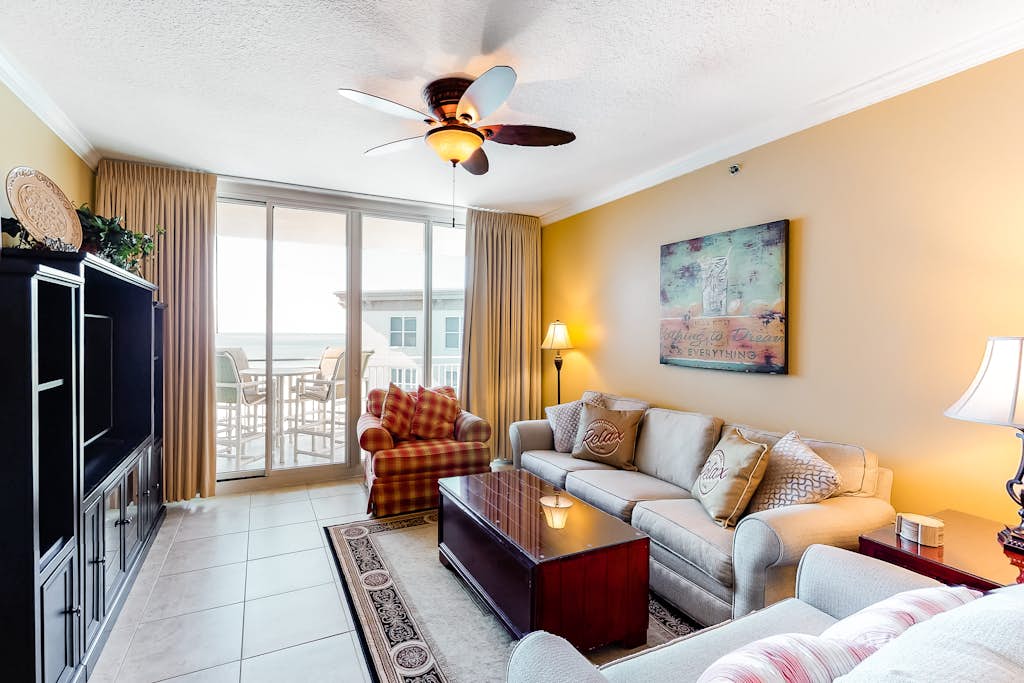 6th Floor Inviting Condo At Waterscape 490 Feet Of Private Beach