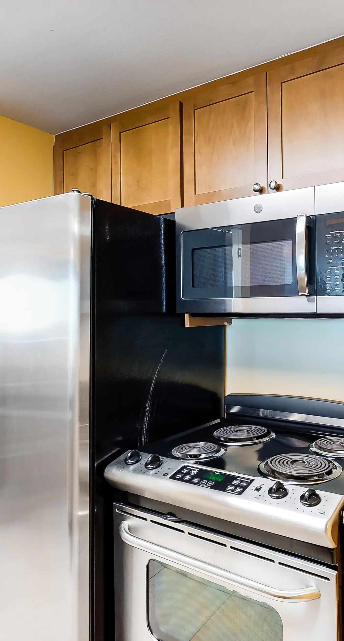 6th Floor Inviting Condo At Waterscape 490 Feet Of Private Beach