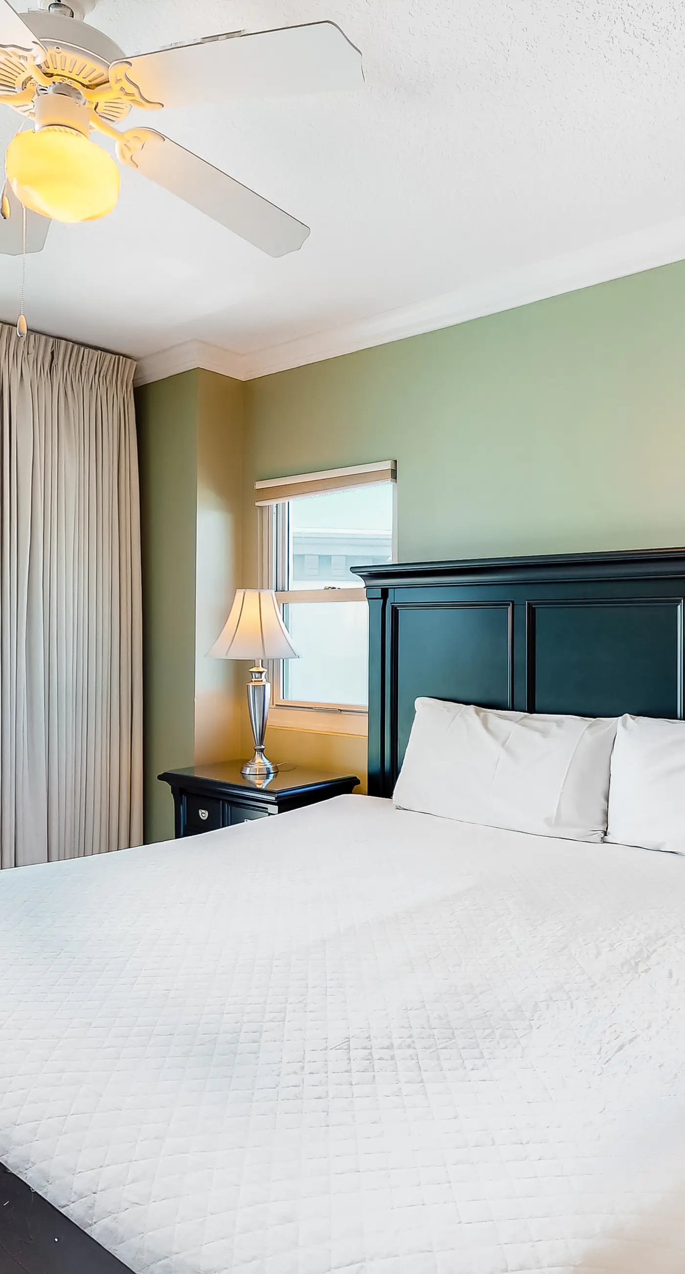 6th Floor Inviting Condo At Waterscape 490 Feet Of Private Beach