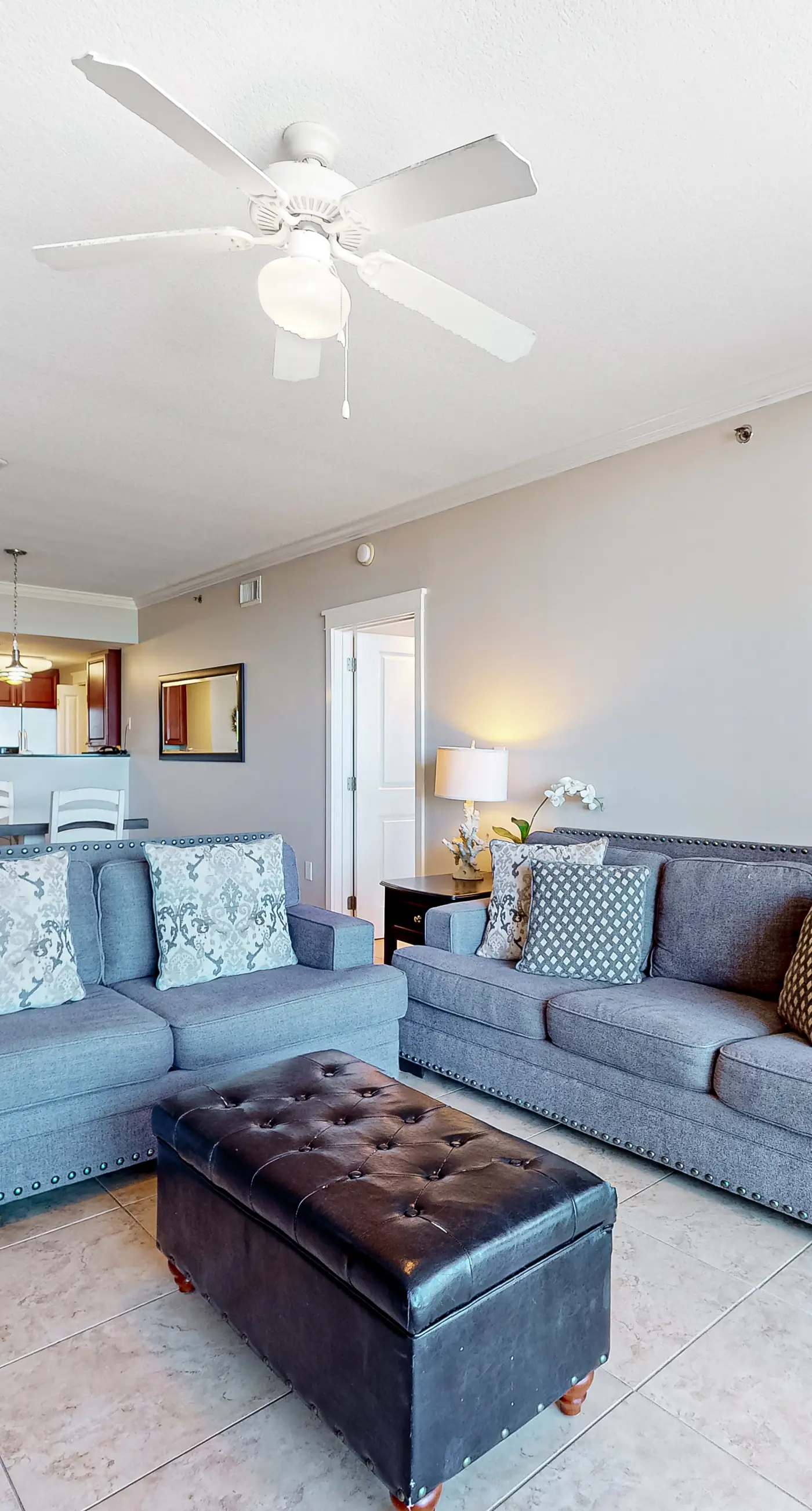 Newly renovated, 1st-floor condo with seasonal beach service & beach views