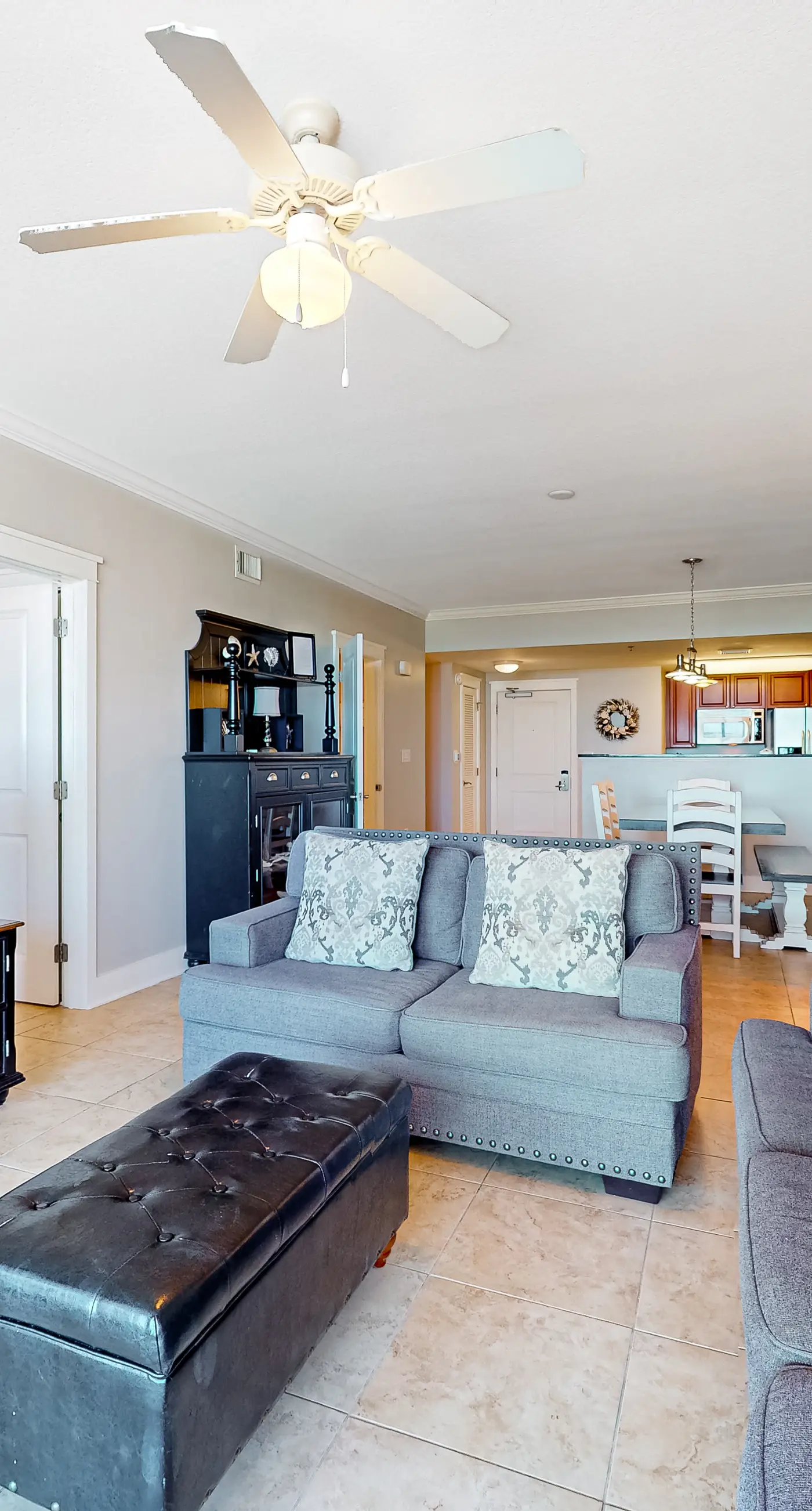 Newly renovated, 1st-floor condo with seasonal beach service & beach views