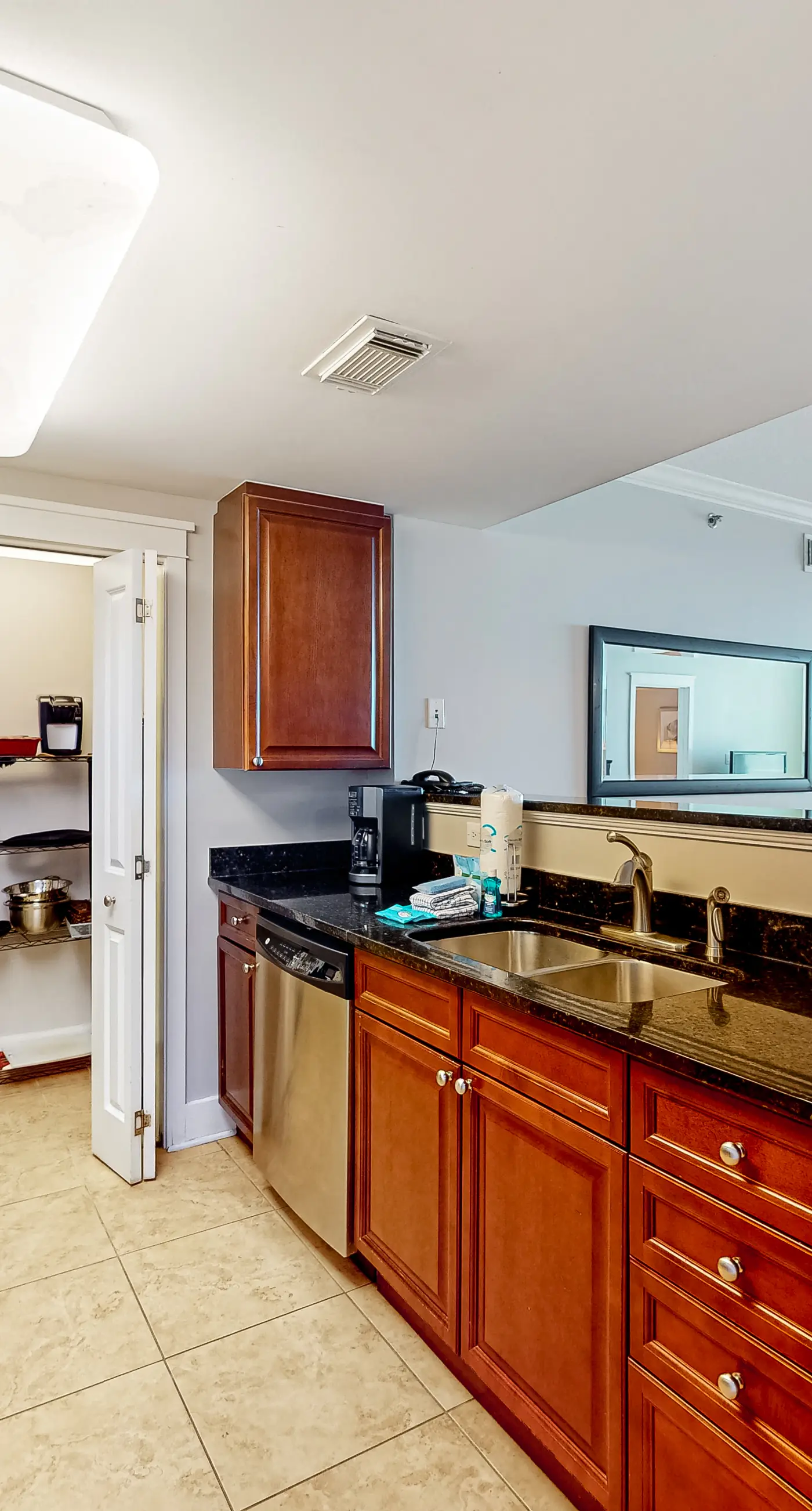 Newly renovated, 1st-floor condo with seasonal beach service & beach views