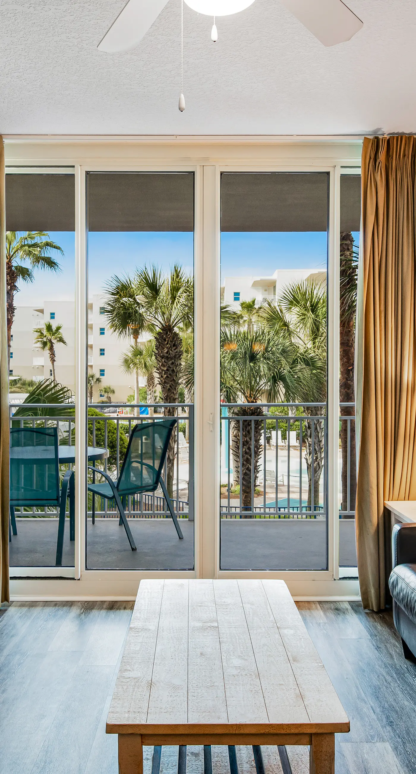 3rd Floor Condo At Waterscape 490 Feet Of Private Beach