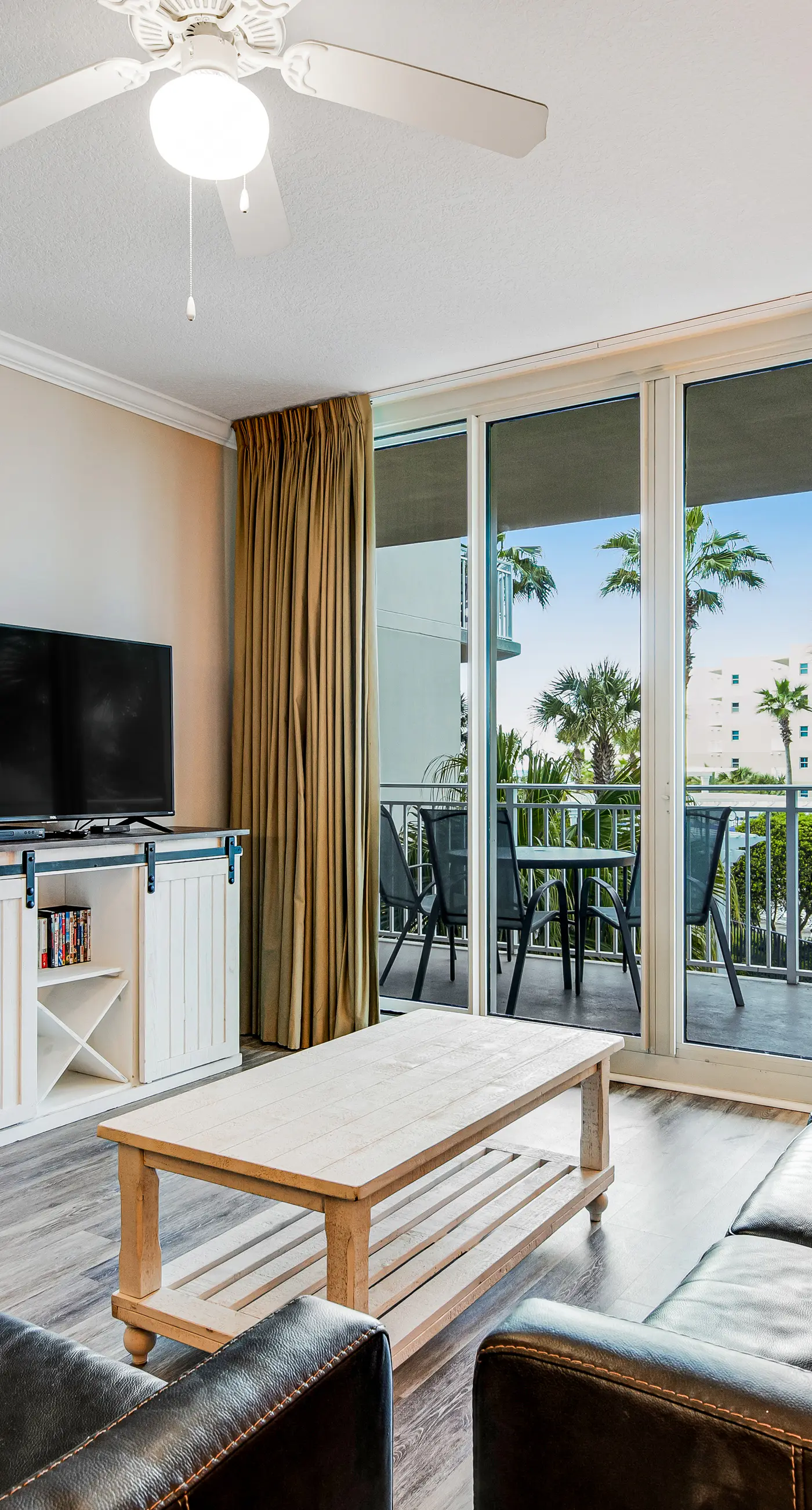 3rd Floor Condo At Waterscape 490 Feet Of Private Beach