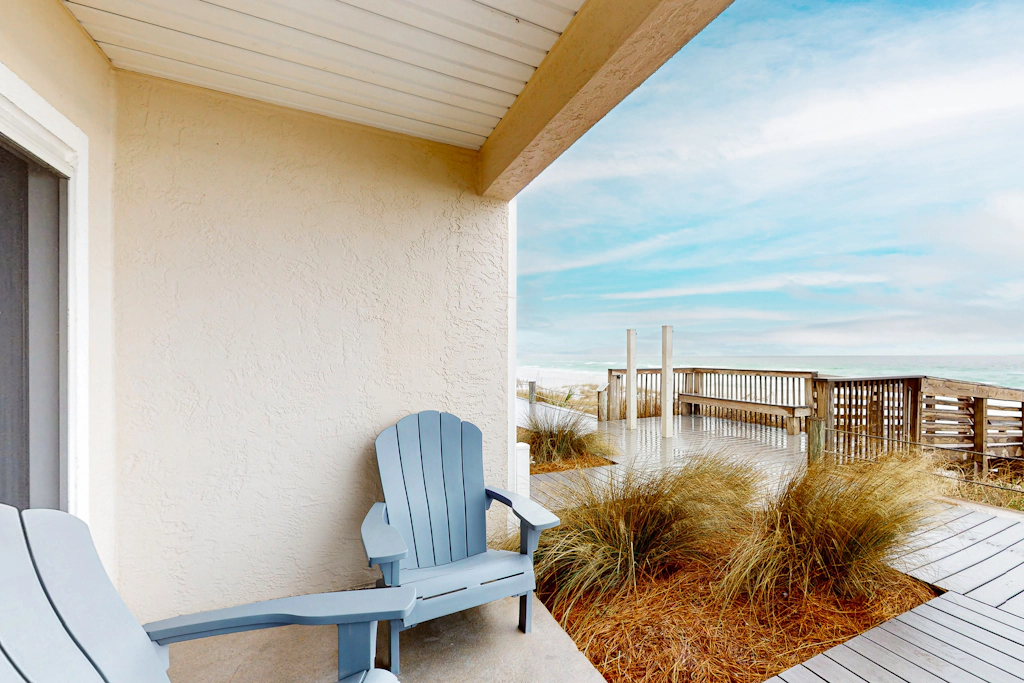1st-Floor Condo in Heart of Destin with Beach Boardwalk, Gulf Front, Shared Pool