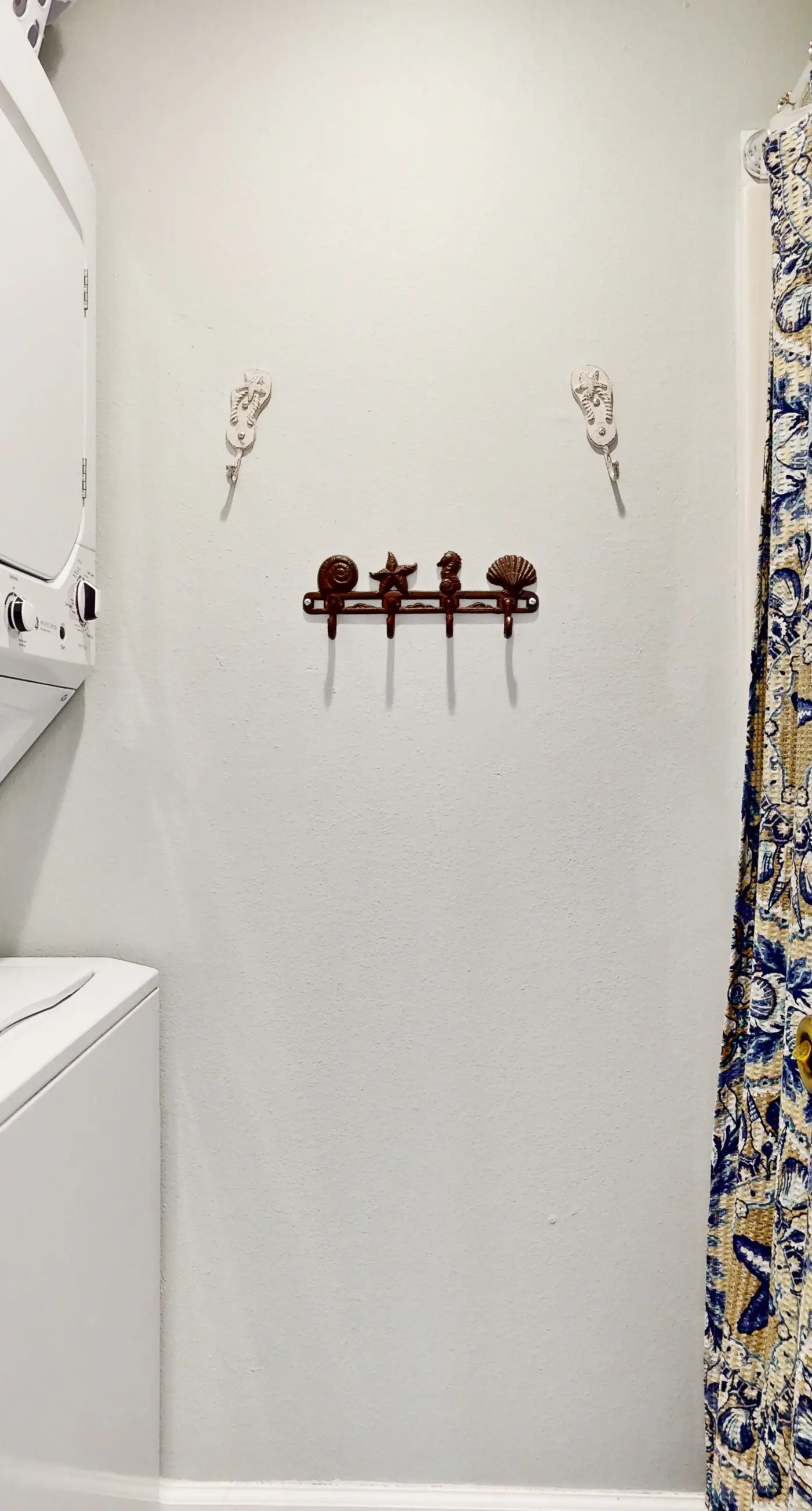 Upgraded Gulf Beachfront Condo with WiFi, Shared Pool, & Seasonal Beach Service