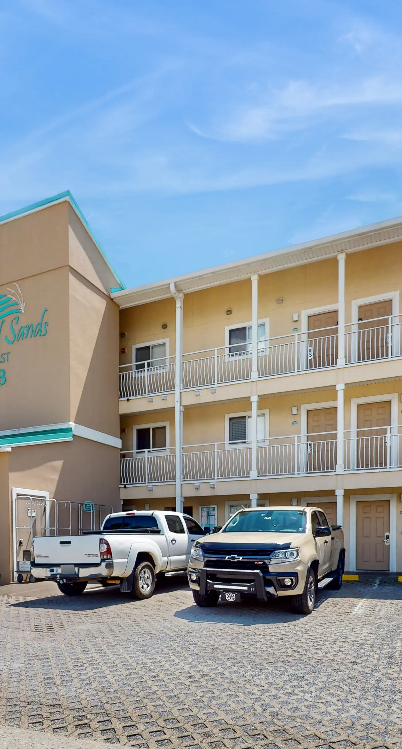 Upgraded Gulf Beachfront Condo with WiFi, Shared Pool, & Seasonal Beach Service