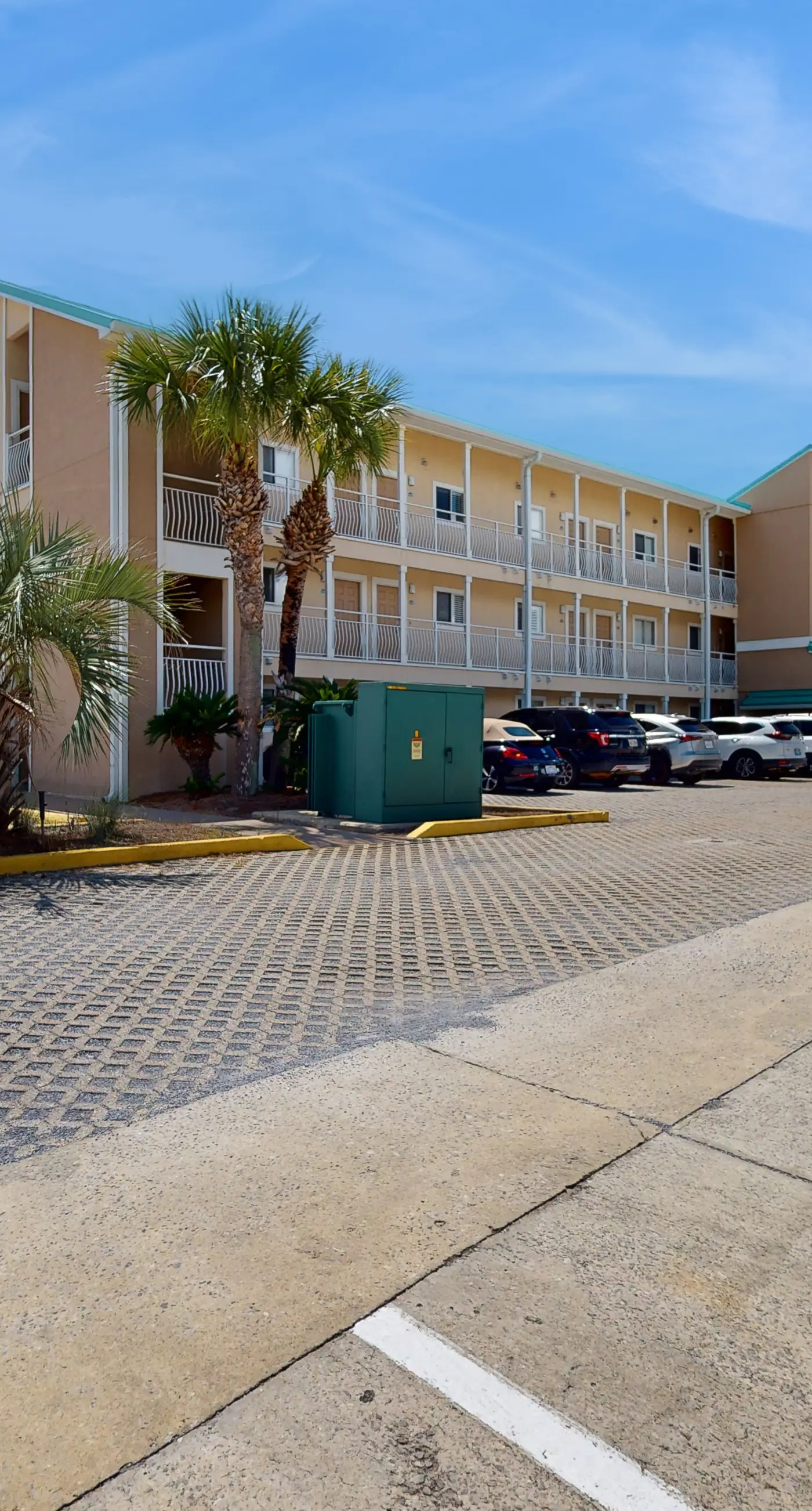 Upgraded Gulf Beachfront Condo with WiFi, Shared Pool, & Seasonal Beach Service