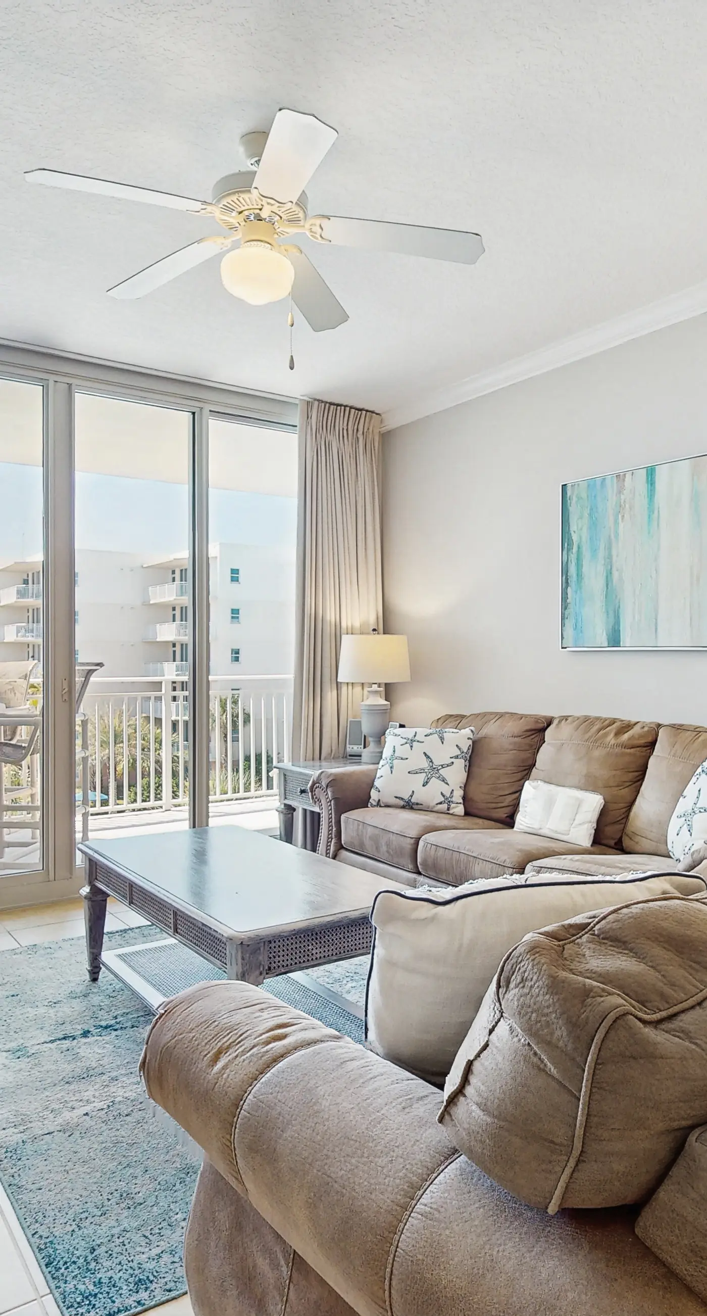 Beautiful, Spacious Condo At Waterscape Children's Playground, 2 Hot Tubs