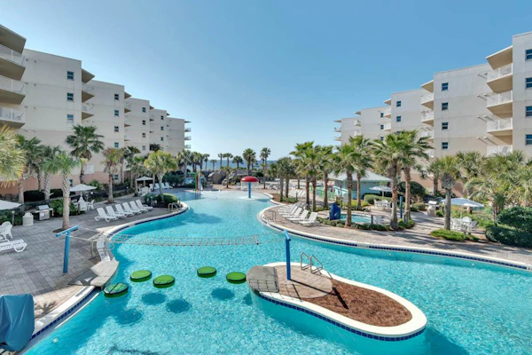 Beautiful, Spacious Condo At Waterscape Children's Playground, 2 Hot Tubs