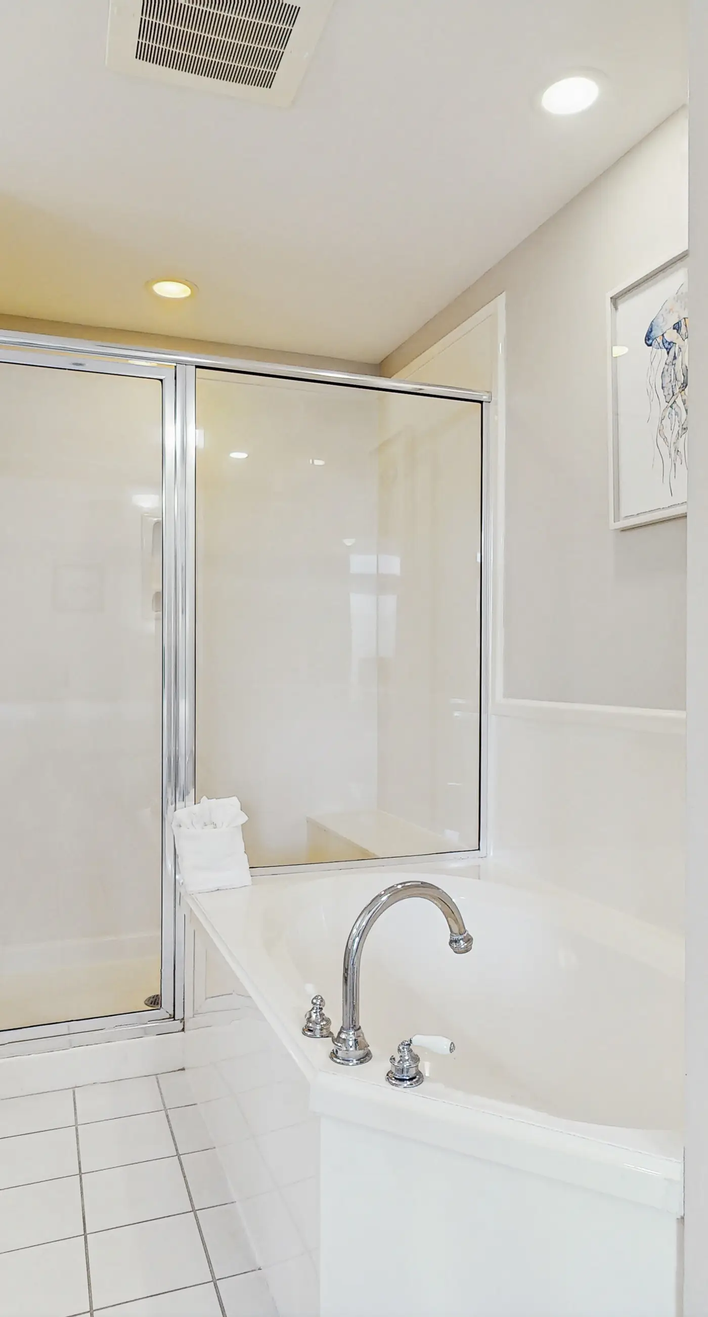 Beautiful, Spacious Condo At Waterscape Children's Playground, 2 Hot Tubs