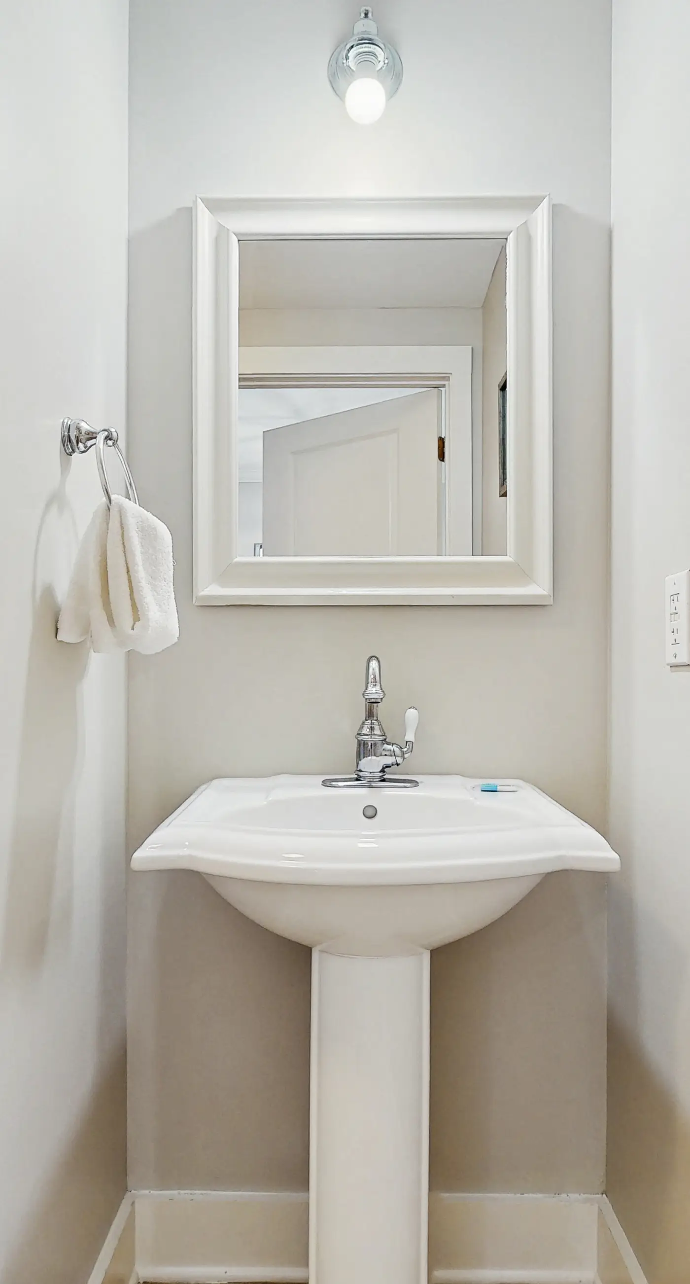 Beautiful, Spacious Condo At Waterscape Children's Playground, 2 Hot Tubs