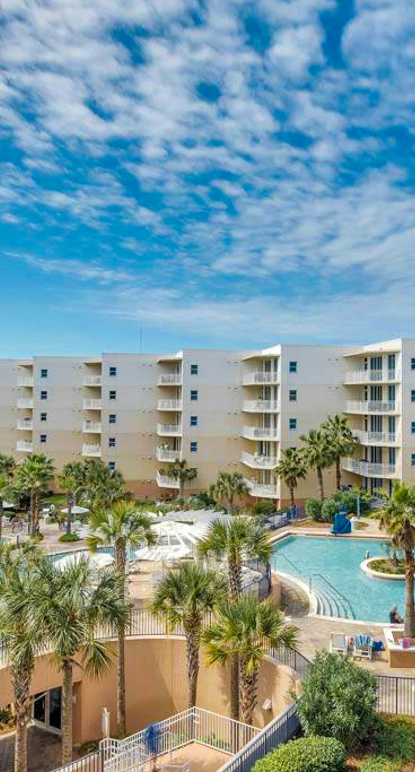 4th-floor beach-chic condo at waterscape - waterfall & lazy river