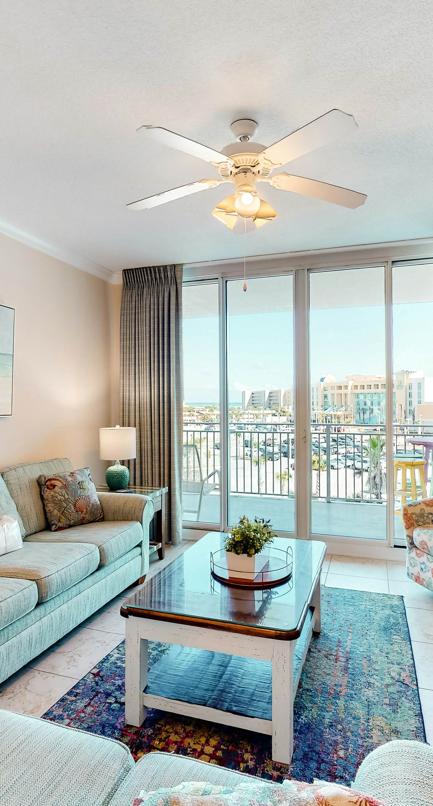 4th-floor beach-chic condo at waterscape - waterfall & lazy river