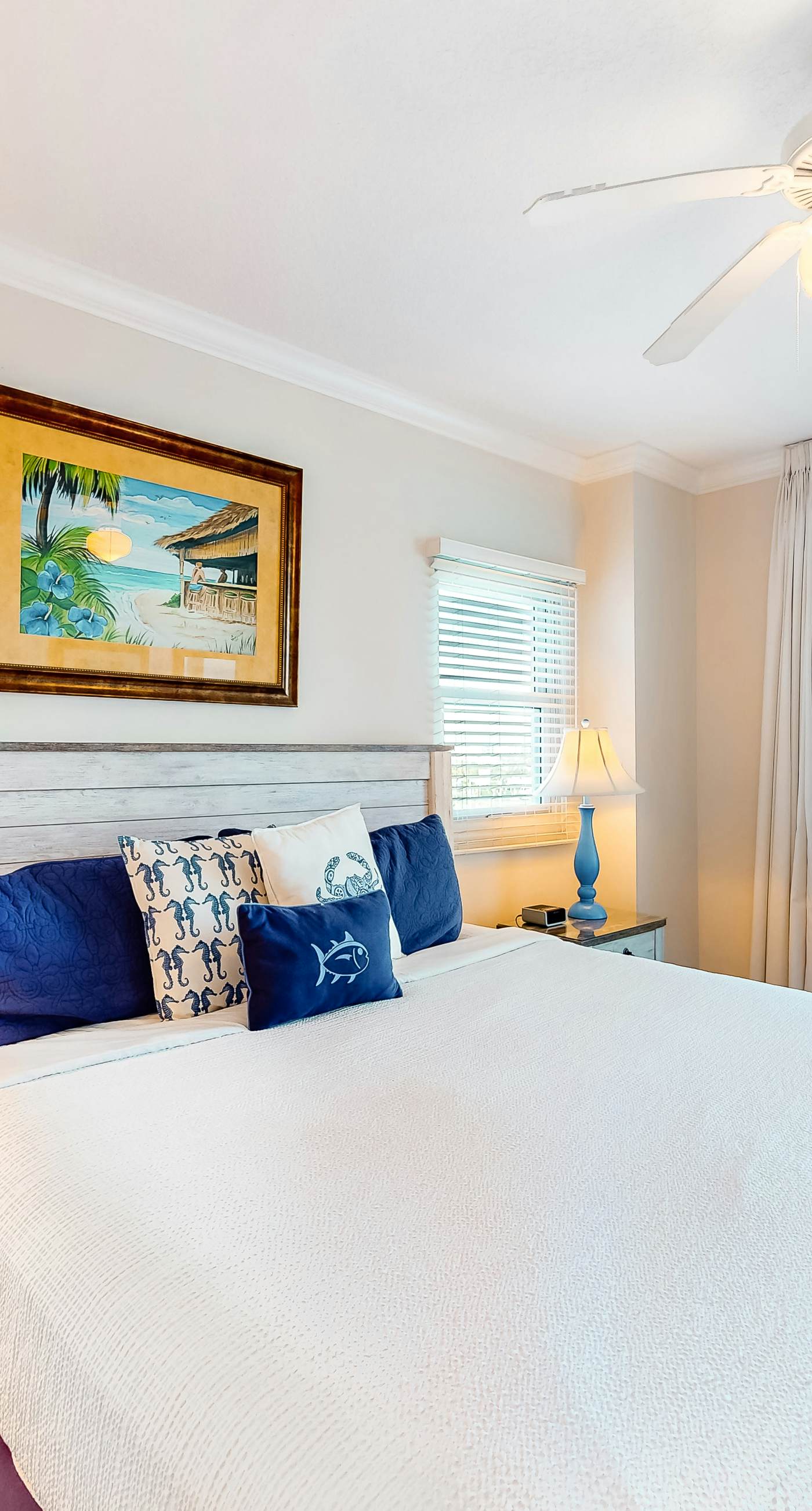 4th-floor beach-chic condo at waterscape - waterfall & lazy river