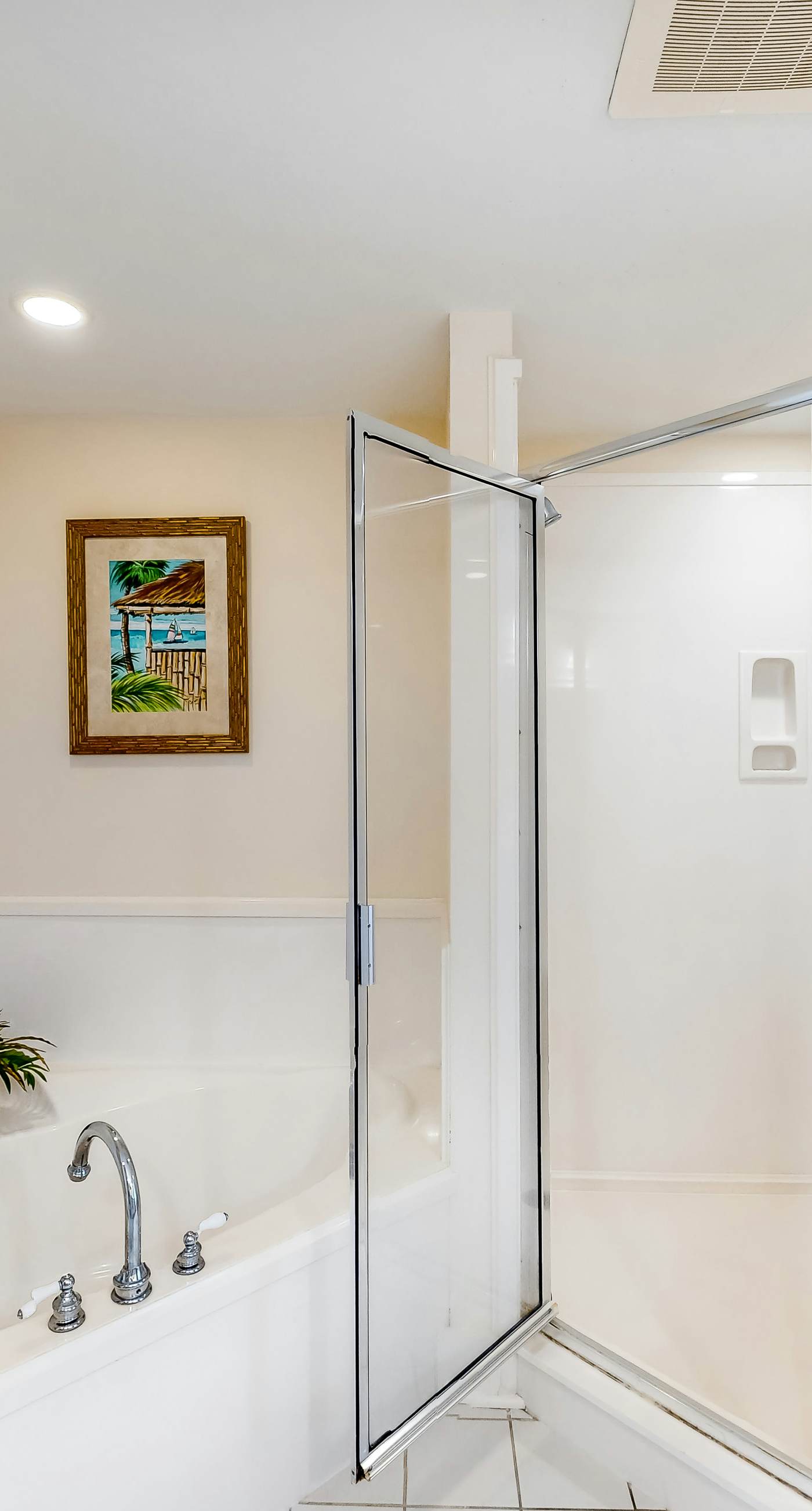 4th-floor beach-chic condo at waterscape - waterfall & lazy river