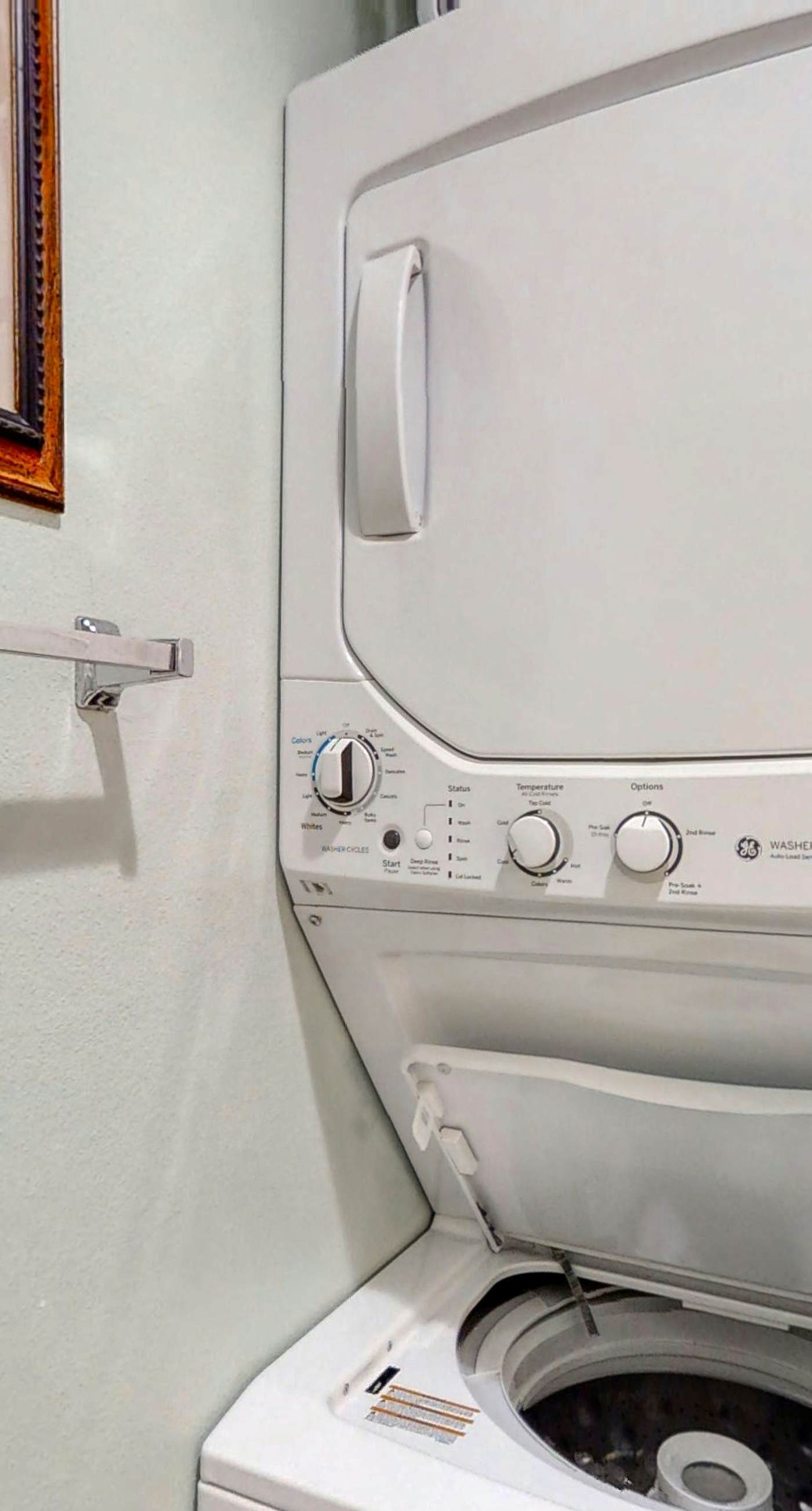 Gulf Front 2nd Floor Condo Pool, Beach Boardwalk, in Heart of Destin