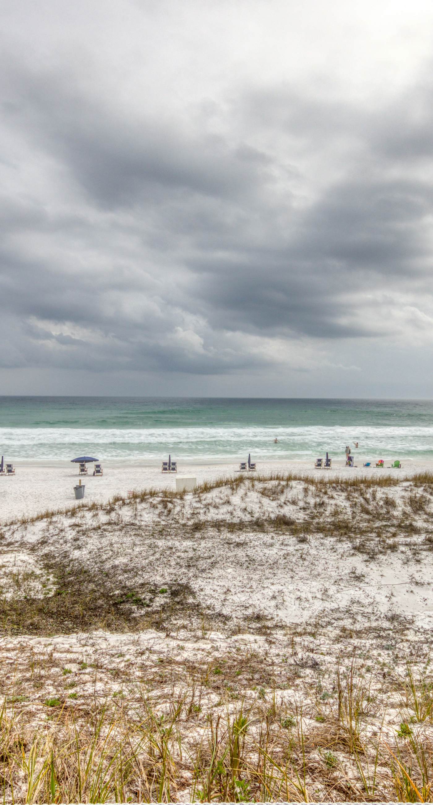 Stunning 1st-floor condo with Gulf view, grill, pools & beach access