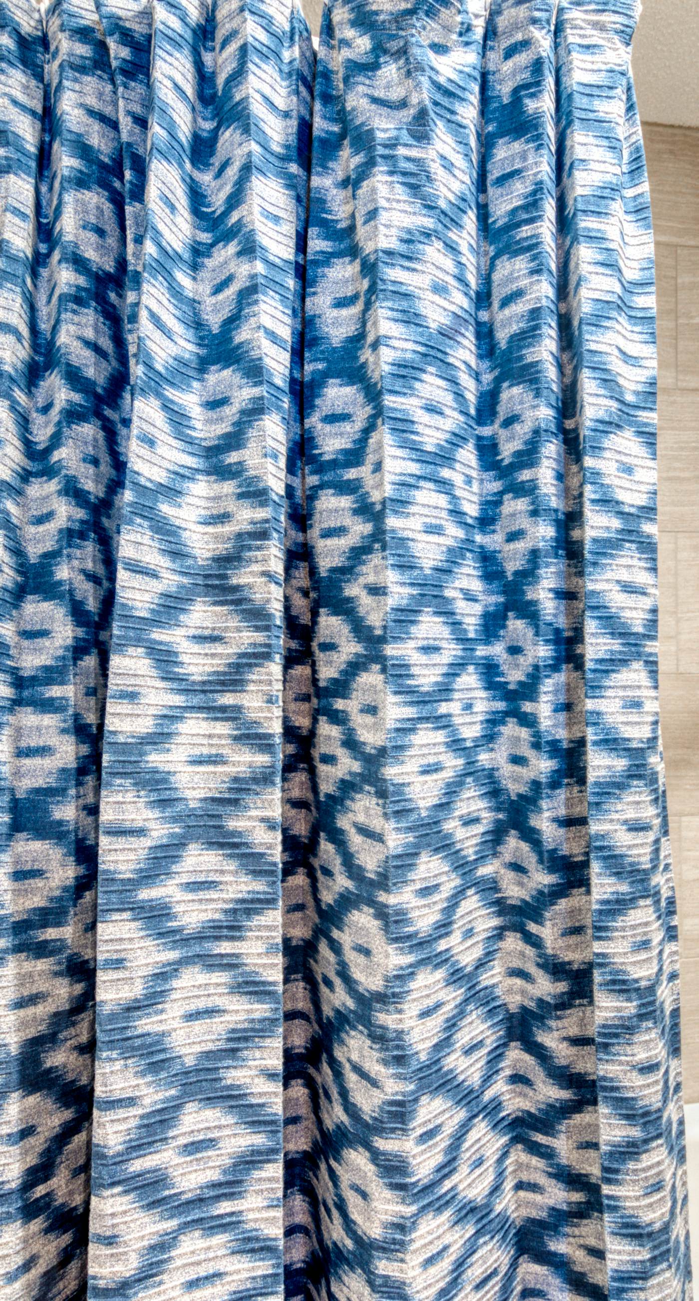 Stunning 1st-floor condo with Gulf view, grill, pools & beach access