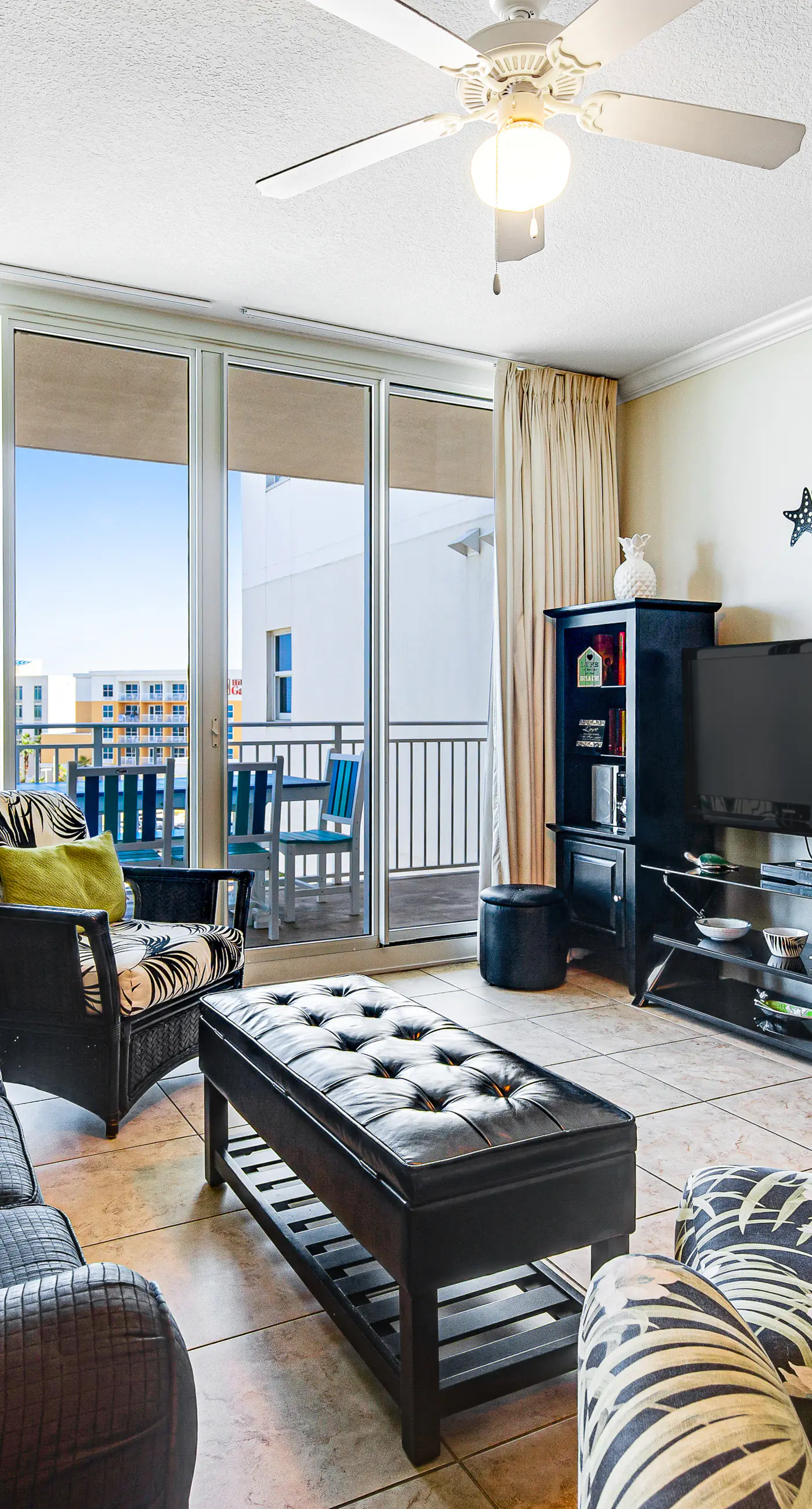 5th Floor Bright, Welcoming Condo At Waterscape Waterfall, Lazy River