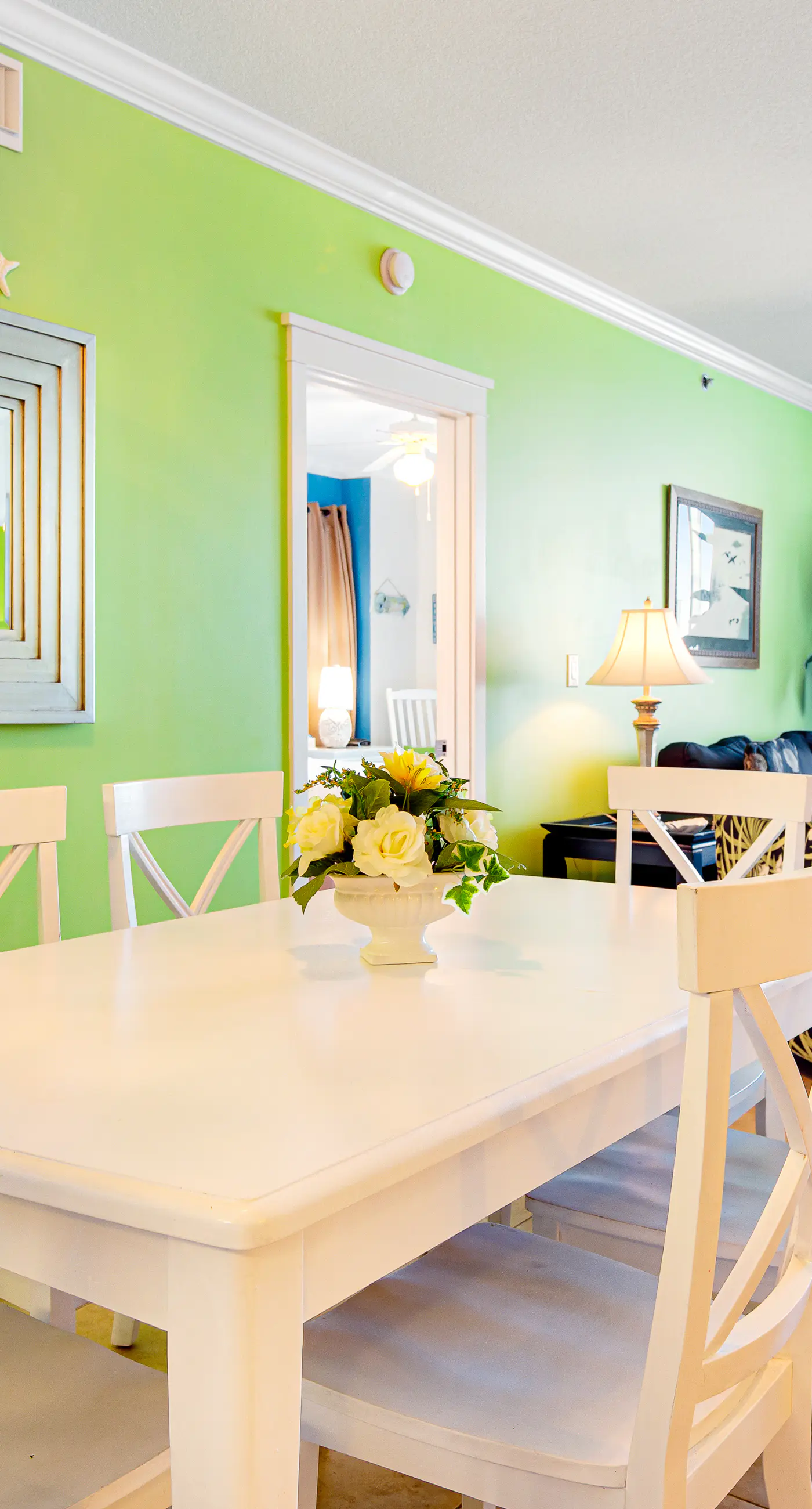 5th Floor Bright, Welcoming Condo At Waterscape Waterfall, Lazy River