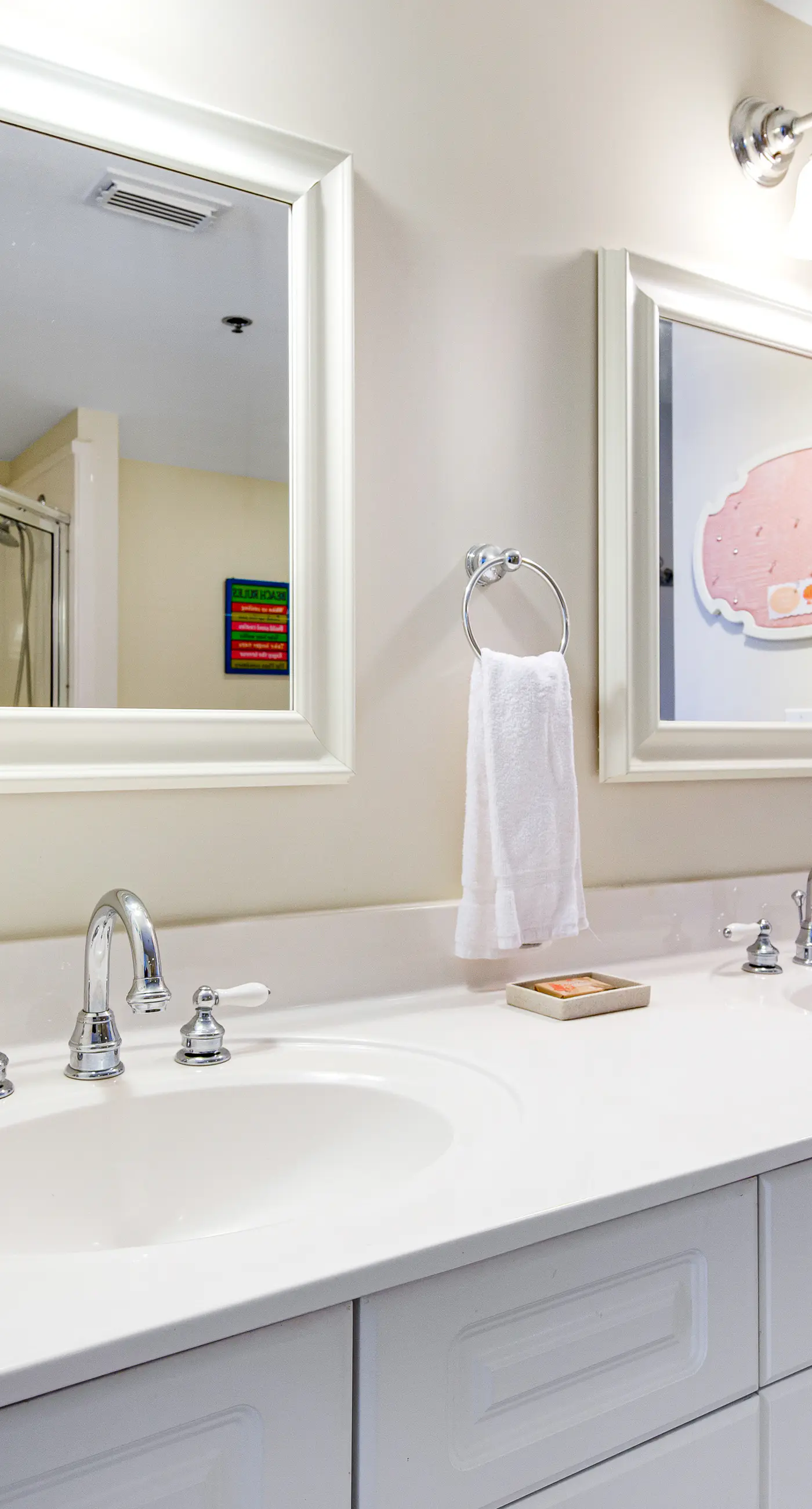 5th Floor Bright, Welcoming Condo At Waterscape Waterfall, Lazy River