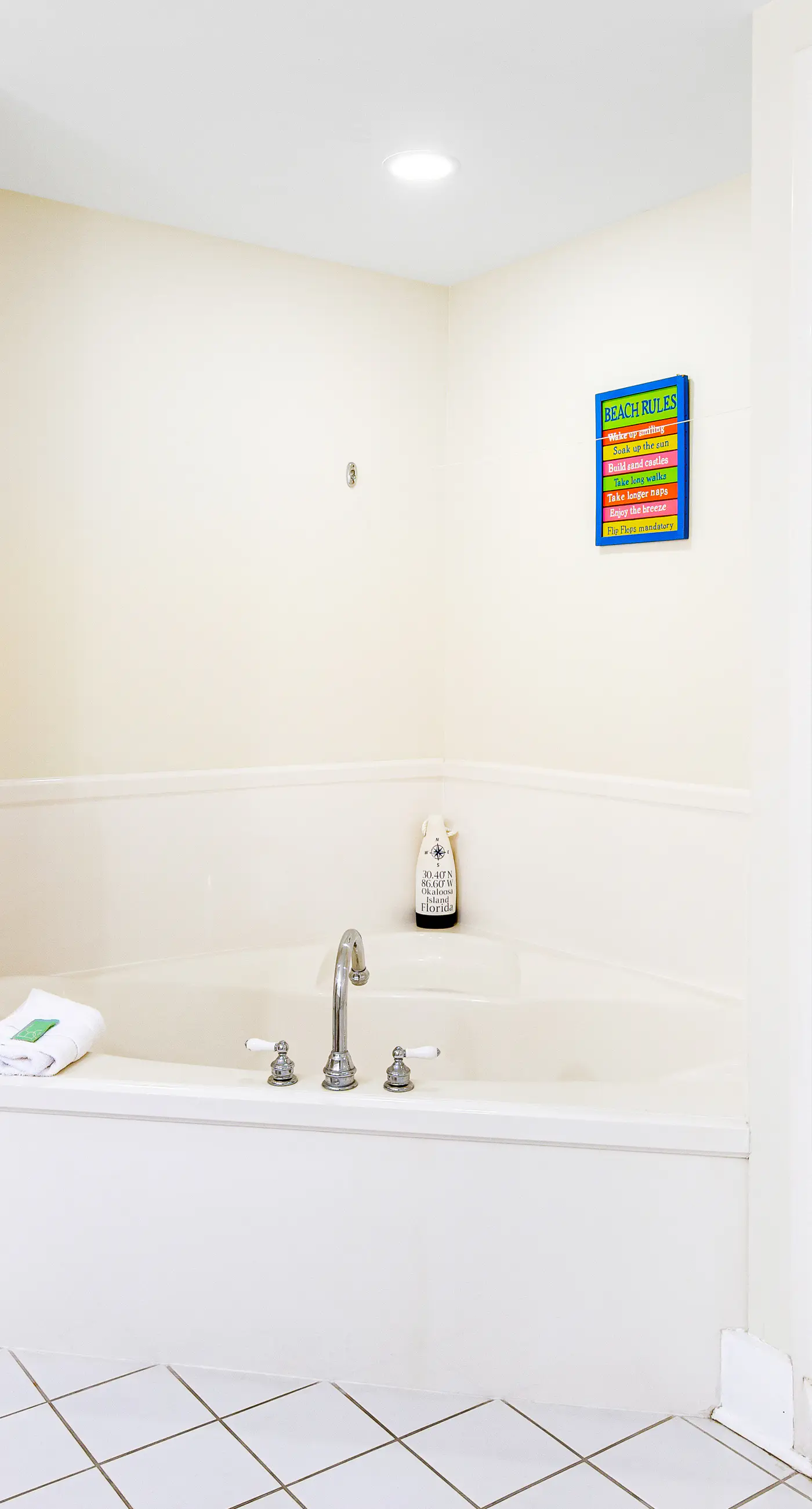 5th Floor Bright, Welcoming Condo At Waterscape Waterfall, Lazy River