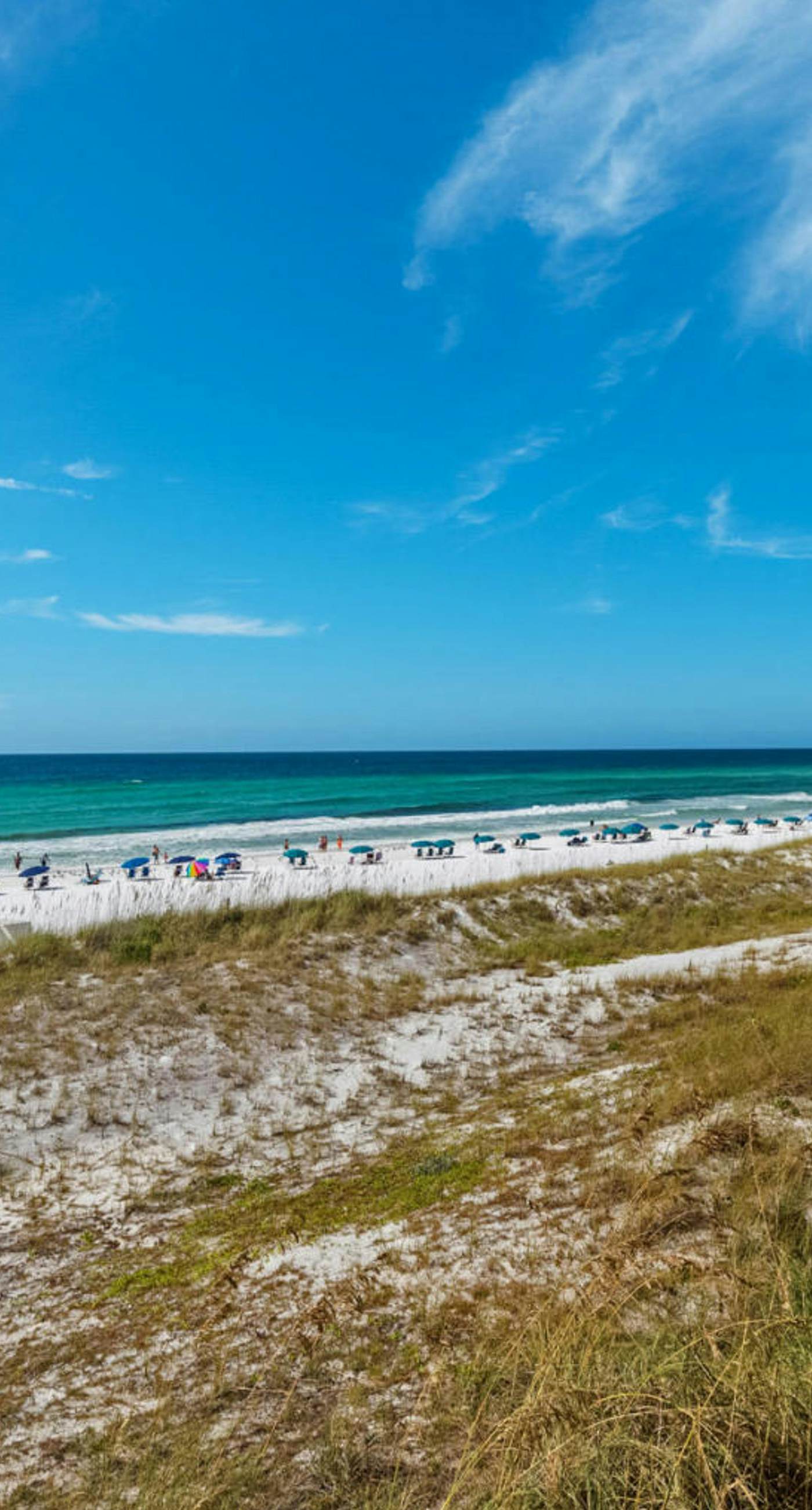 Gorgeous 2nd Floor Condo in Heart of Destin Gulf Front, Pool, Beach Boardwalk