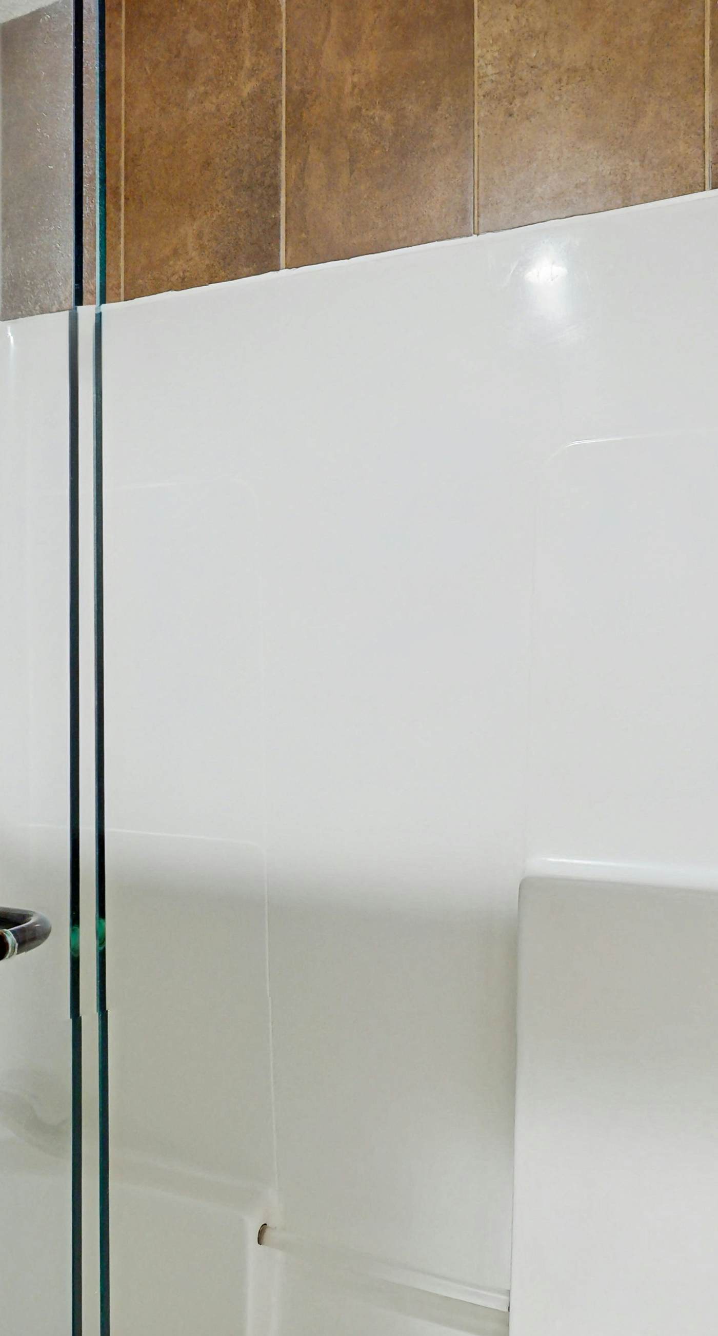 Gorgeous 2nd Floor Condo in Heart of Destin Gulf Front, Pool, Beach Boardwalk