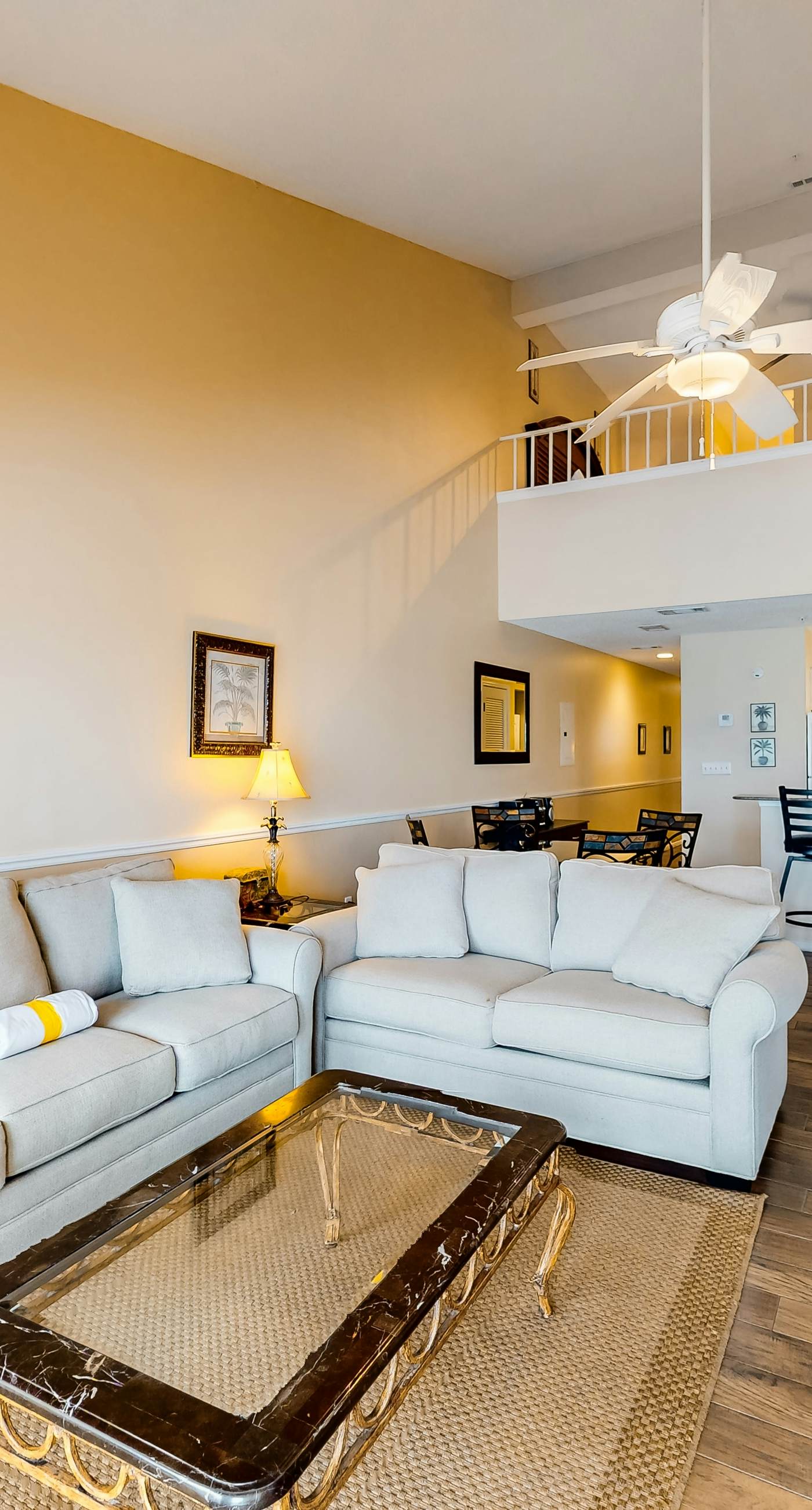 Oceanfront condo with AC, WiFi, pool & seasonal beach service