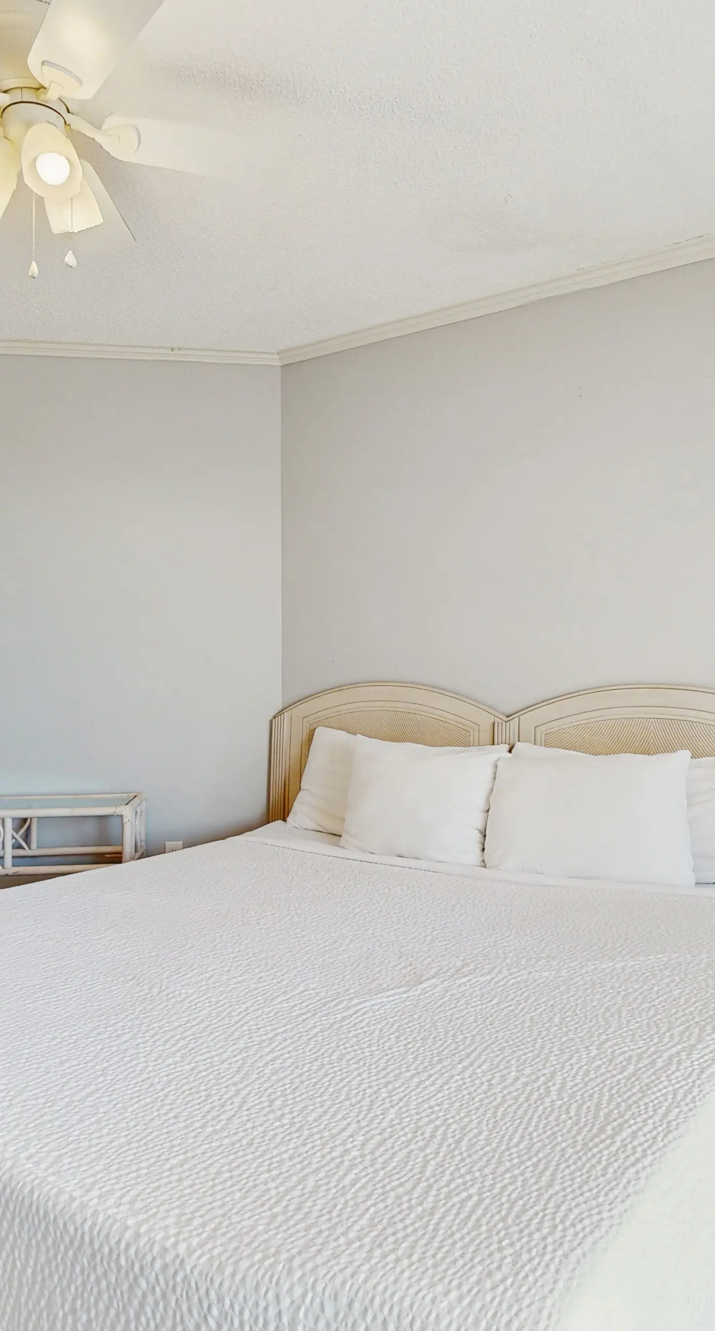 Family-Friendly Condo with Shared Pool, WiFi, Private Washer/Dryer, & Central AC