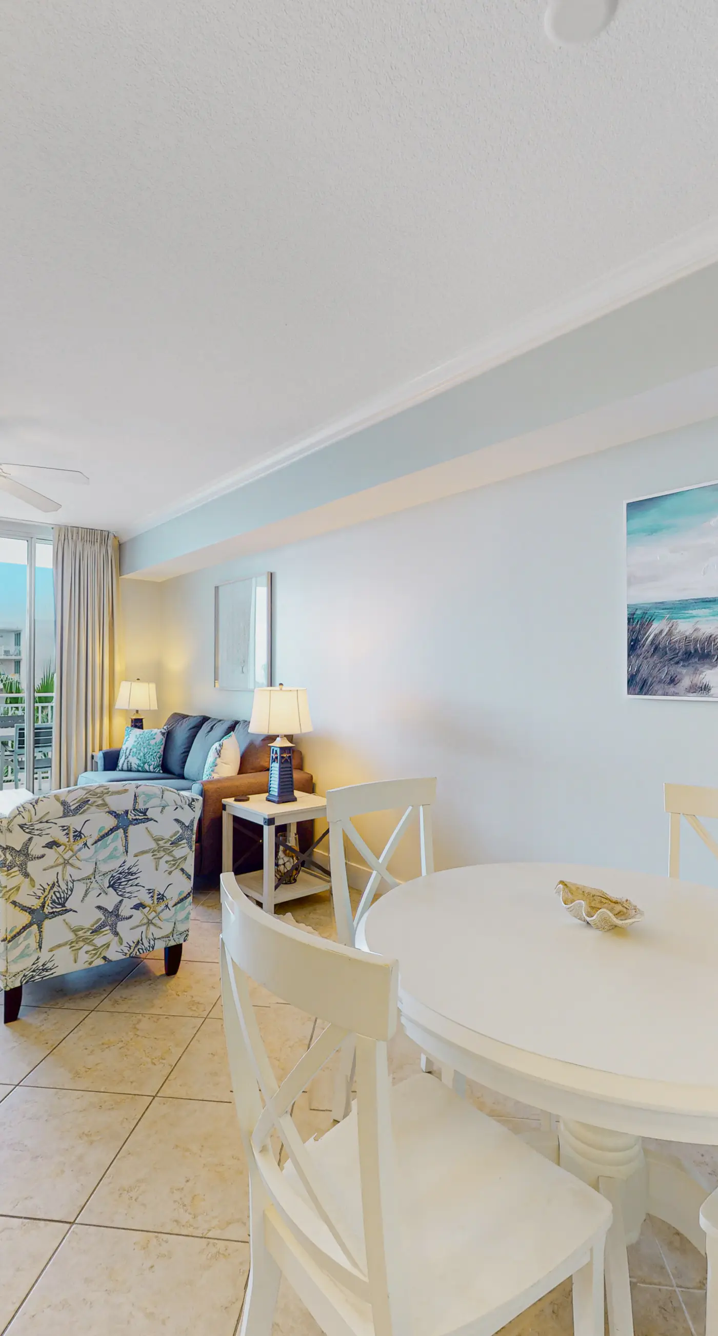 Lovely Floral-Themed Condo On Okaloosa Island Steps To Beach Lazy River
