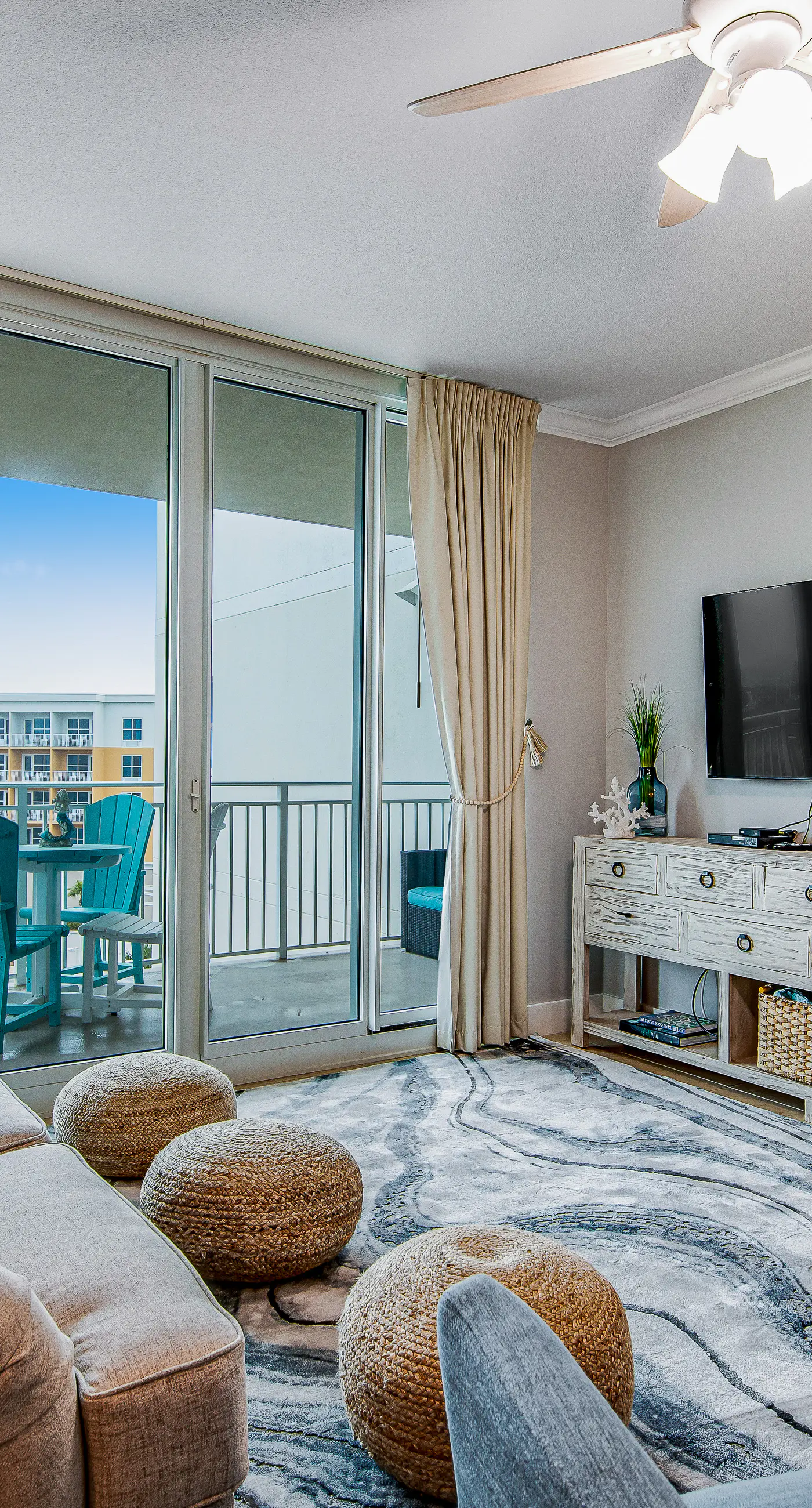 Spacious, Beachy Condo At Waterscape Children's Playground, 2 Hot Tubs