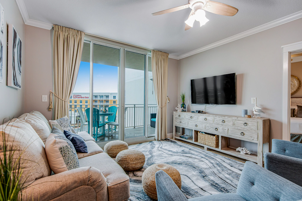 Spacious, Beachy Condo At Waterscape Children's Playground, 2 Hot Tubs