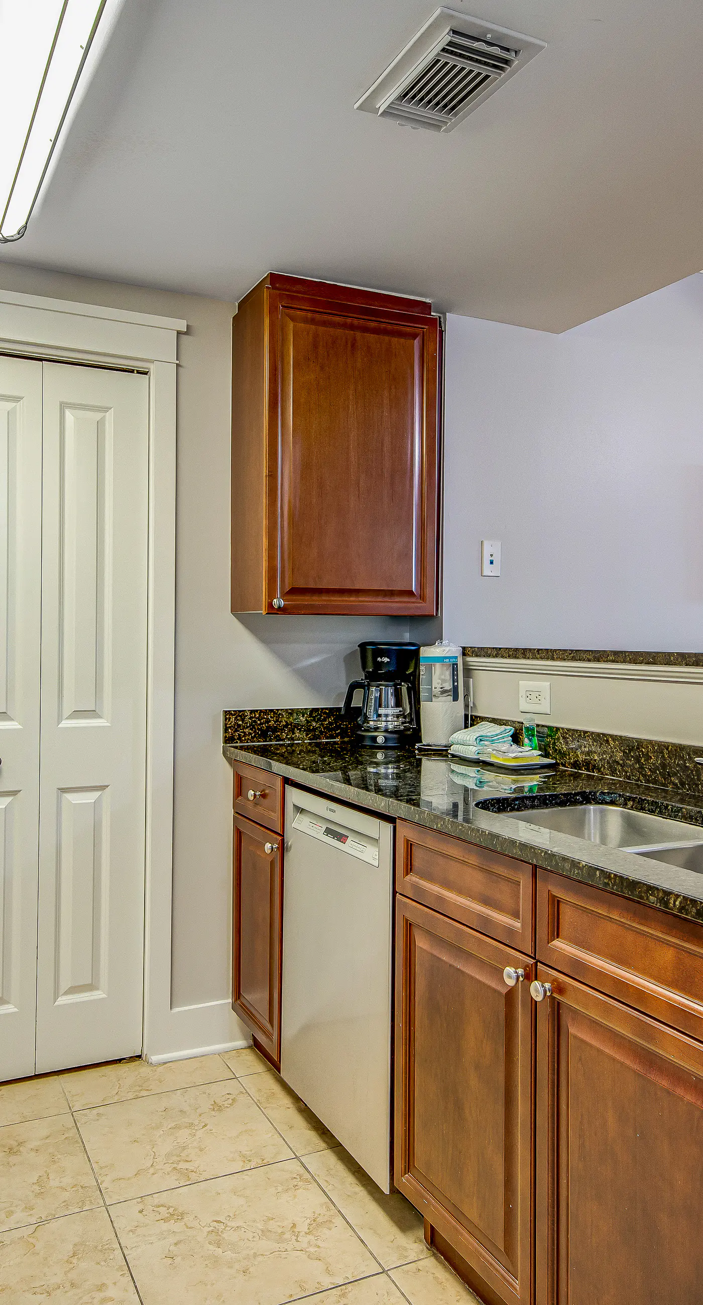 Spacious, Beachy Condo At Waterscape Children's Playground, 2 Hot Tubs