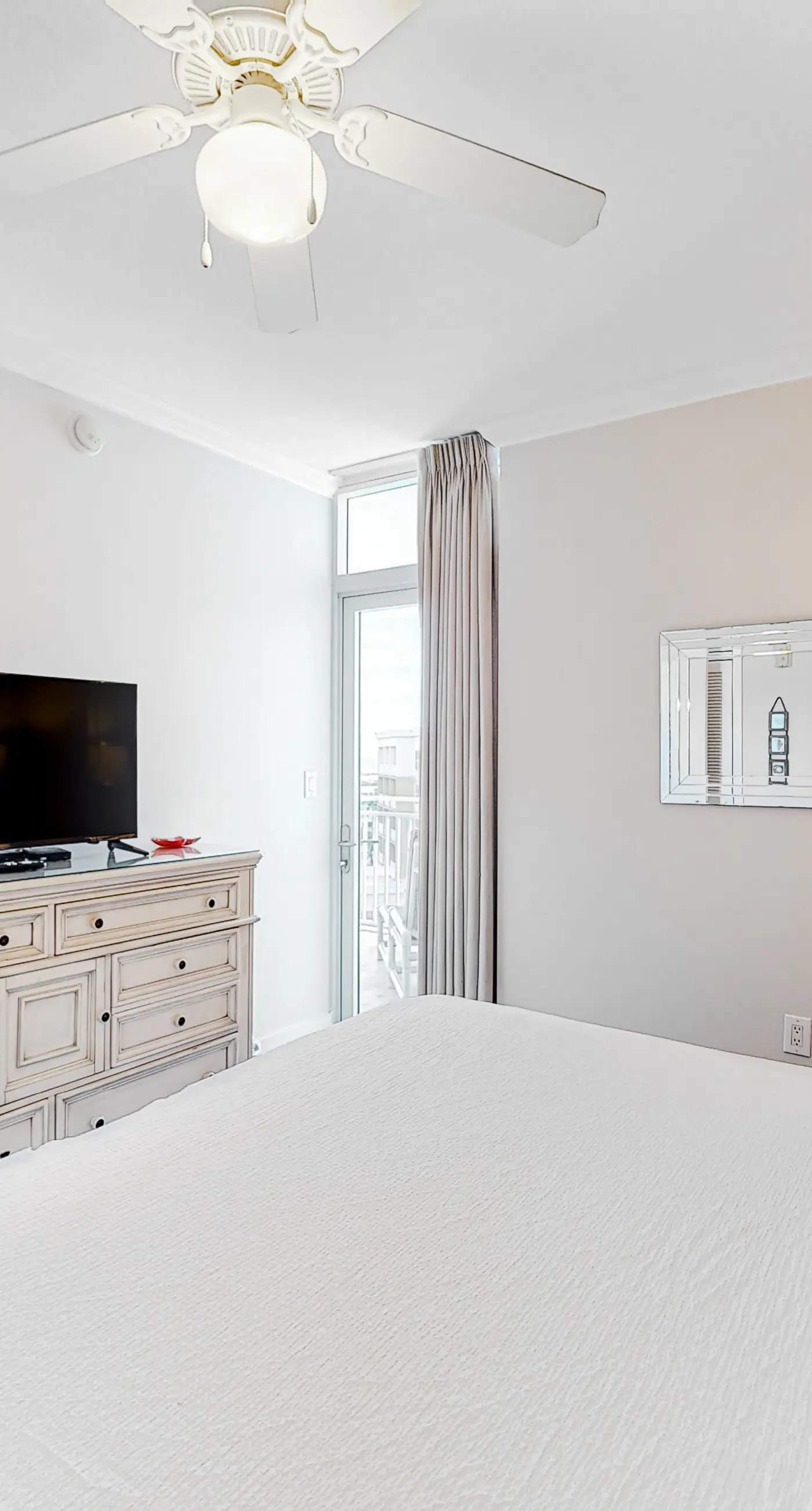 6th Floor Picture-Perfect Condo On Okaloosa Island Waterfall, Lazy River