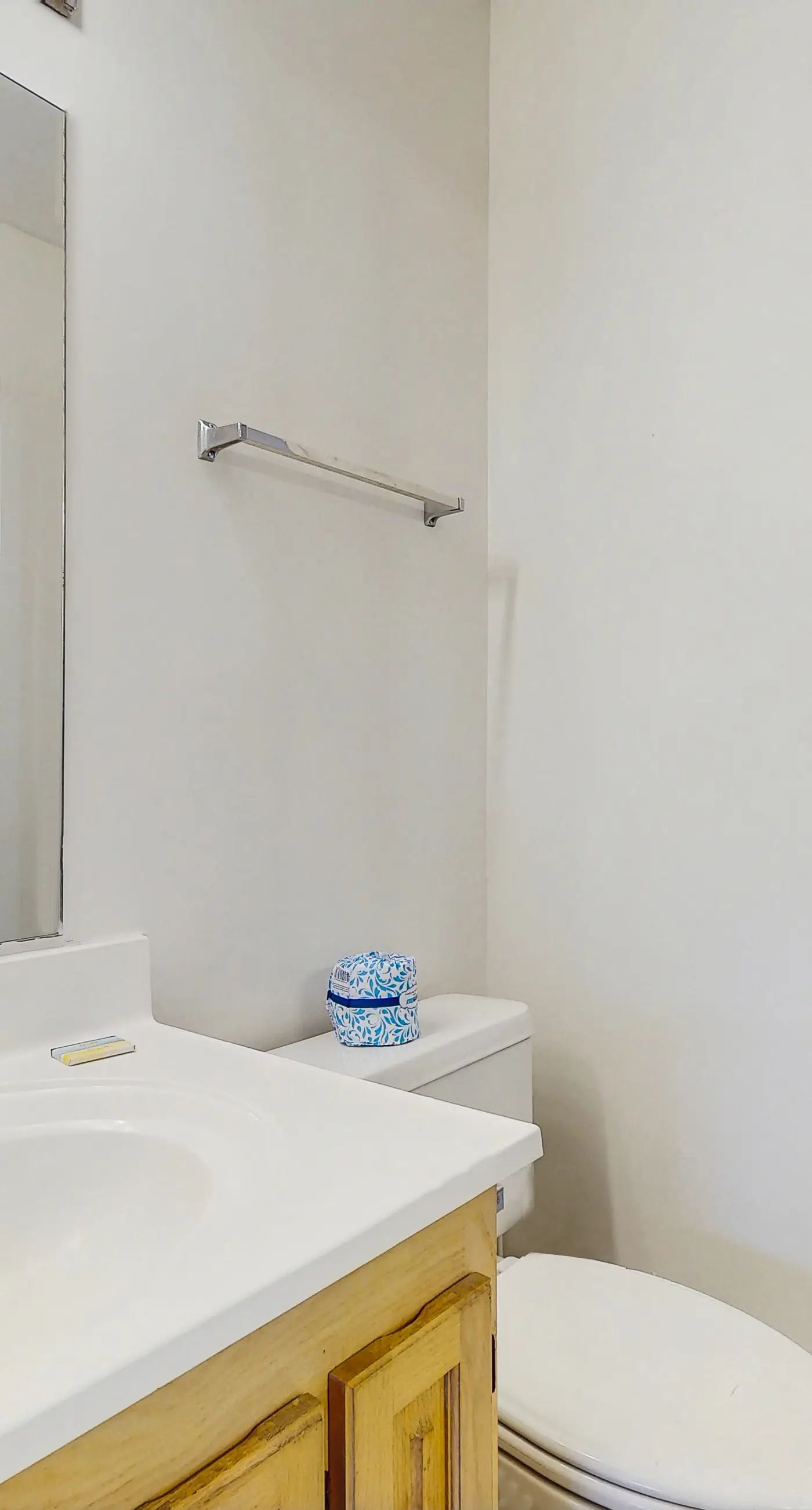 2nd Floor Gulf Front Condo, Complimentary Beach Equipment, Nearby Shops & Dining