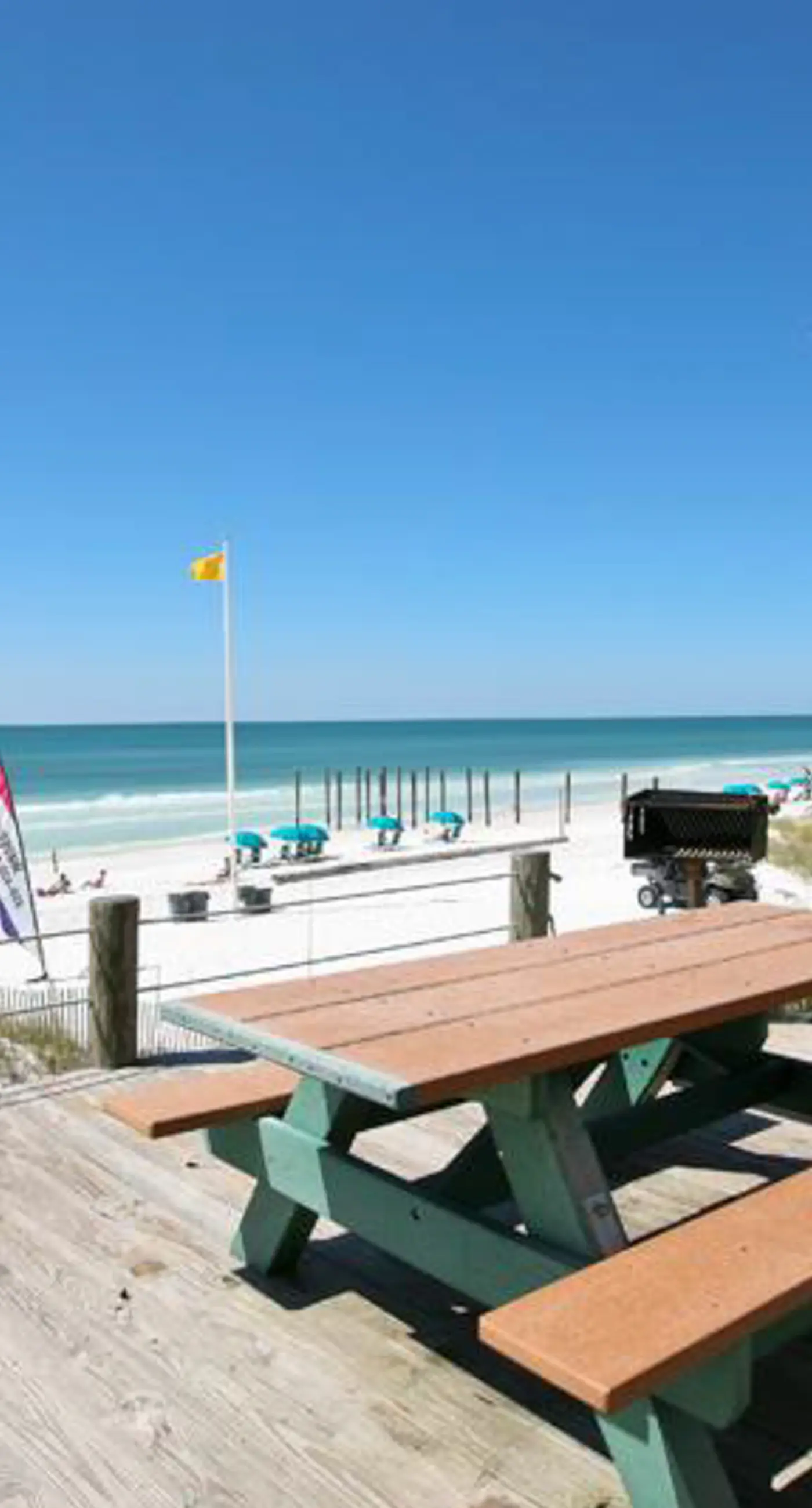 2nd Floor Gulf Front Condo, Complimentary Beach Equipment, Nearby Shops & Dining