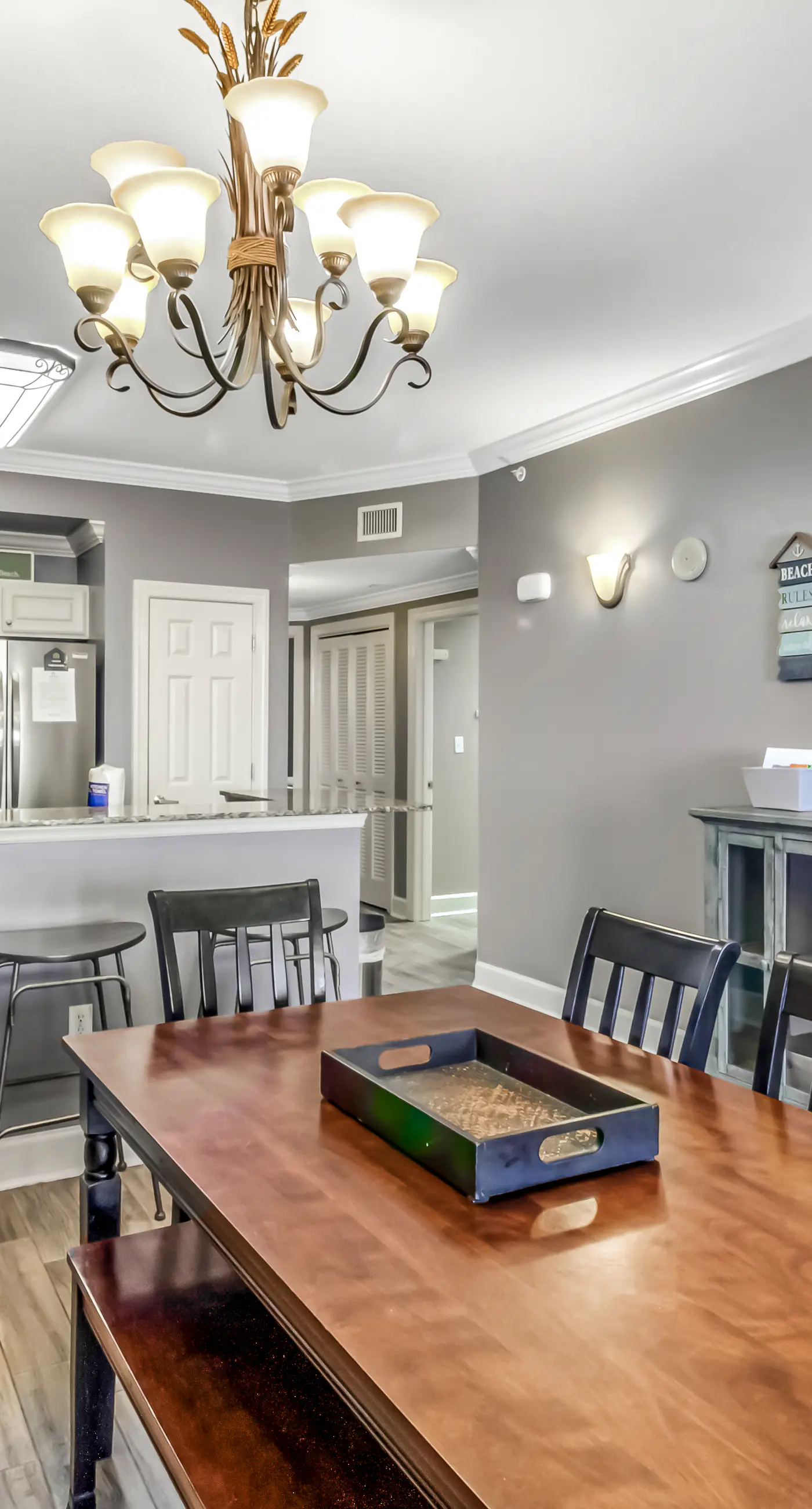 Stunning Gulf-front condo with balcony, pool, hot tub, gym & beach views