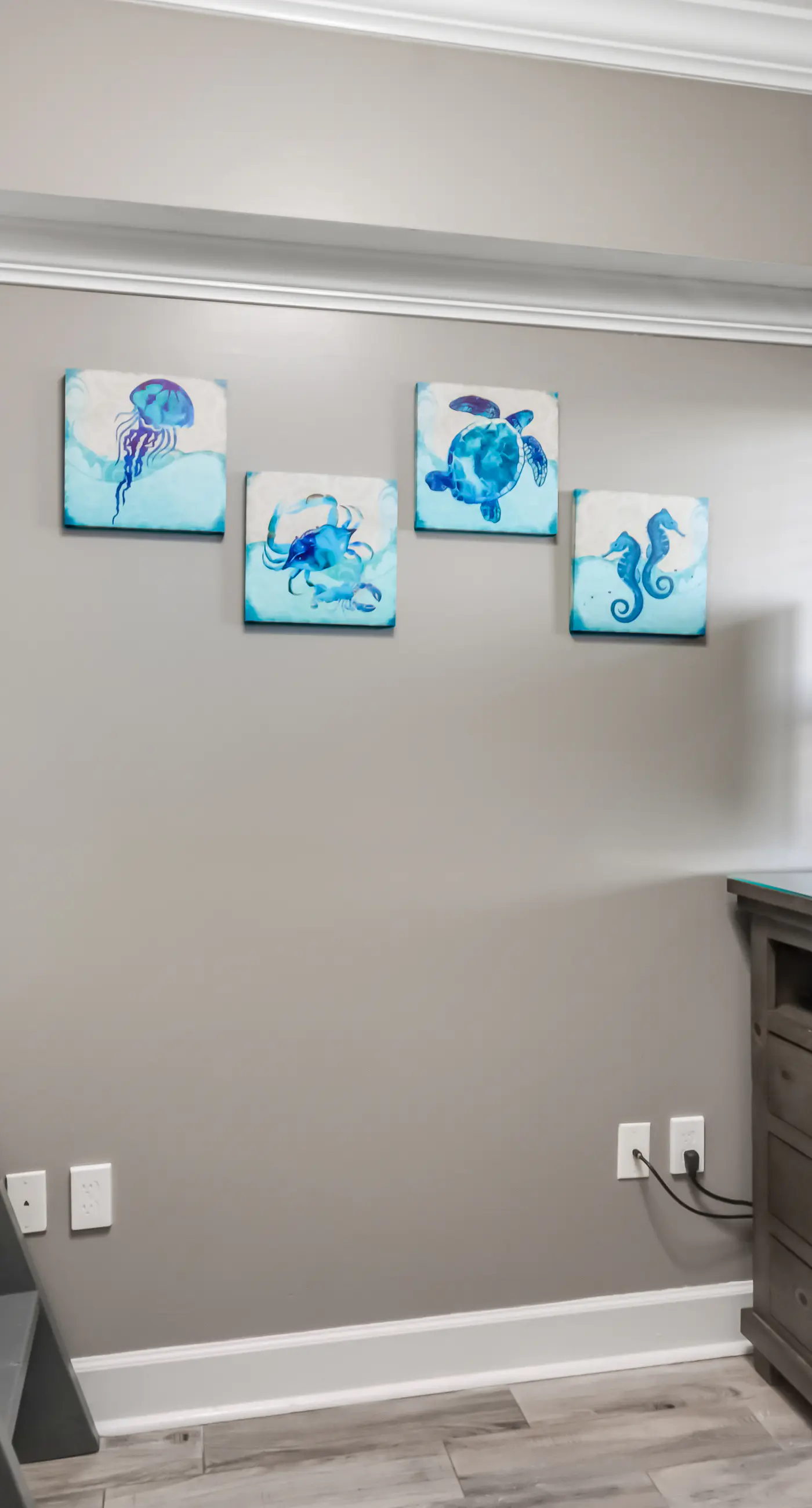 Stunning Gulf-front condo with balcony, pool, hot tub, gym & beach views