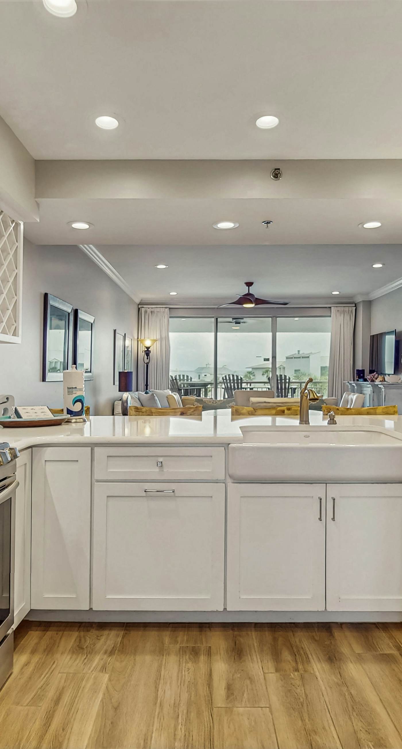 Water-view condo with pool, hot tub & pickleball